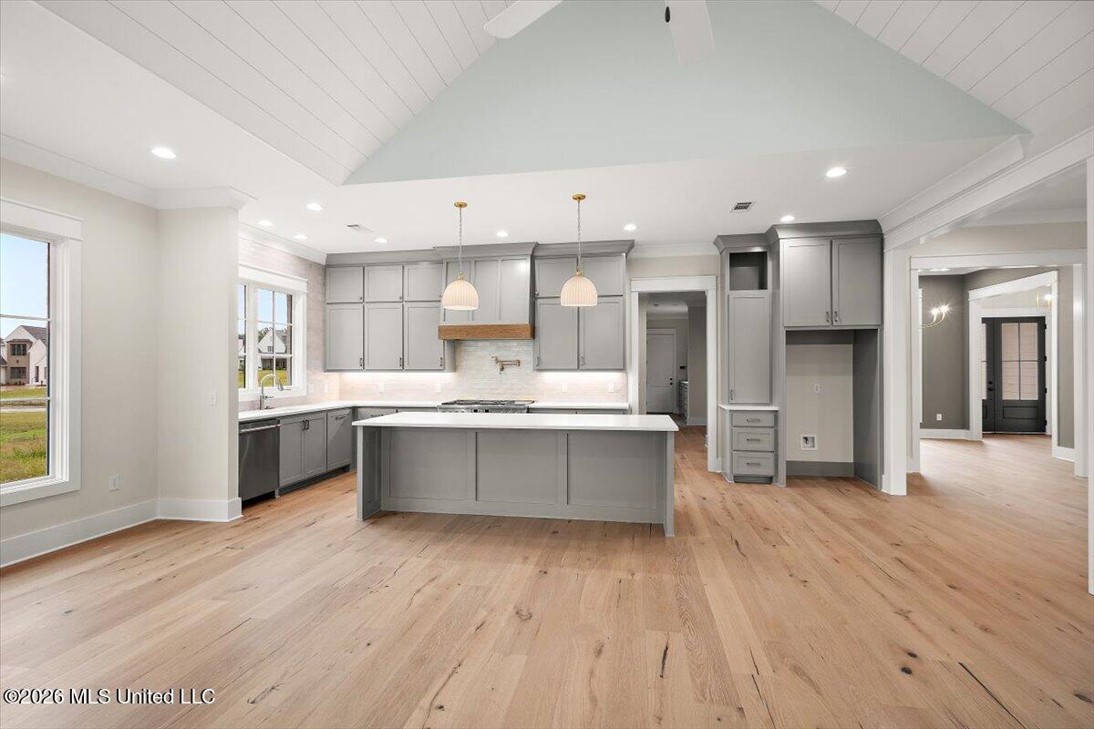 213 Welchshire Drive Property Photo 19