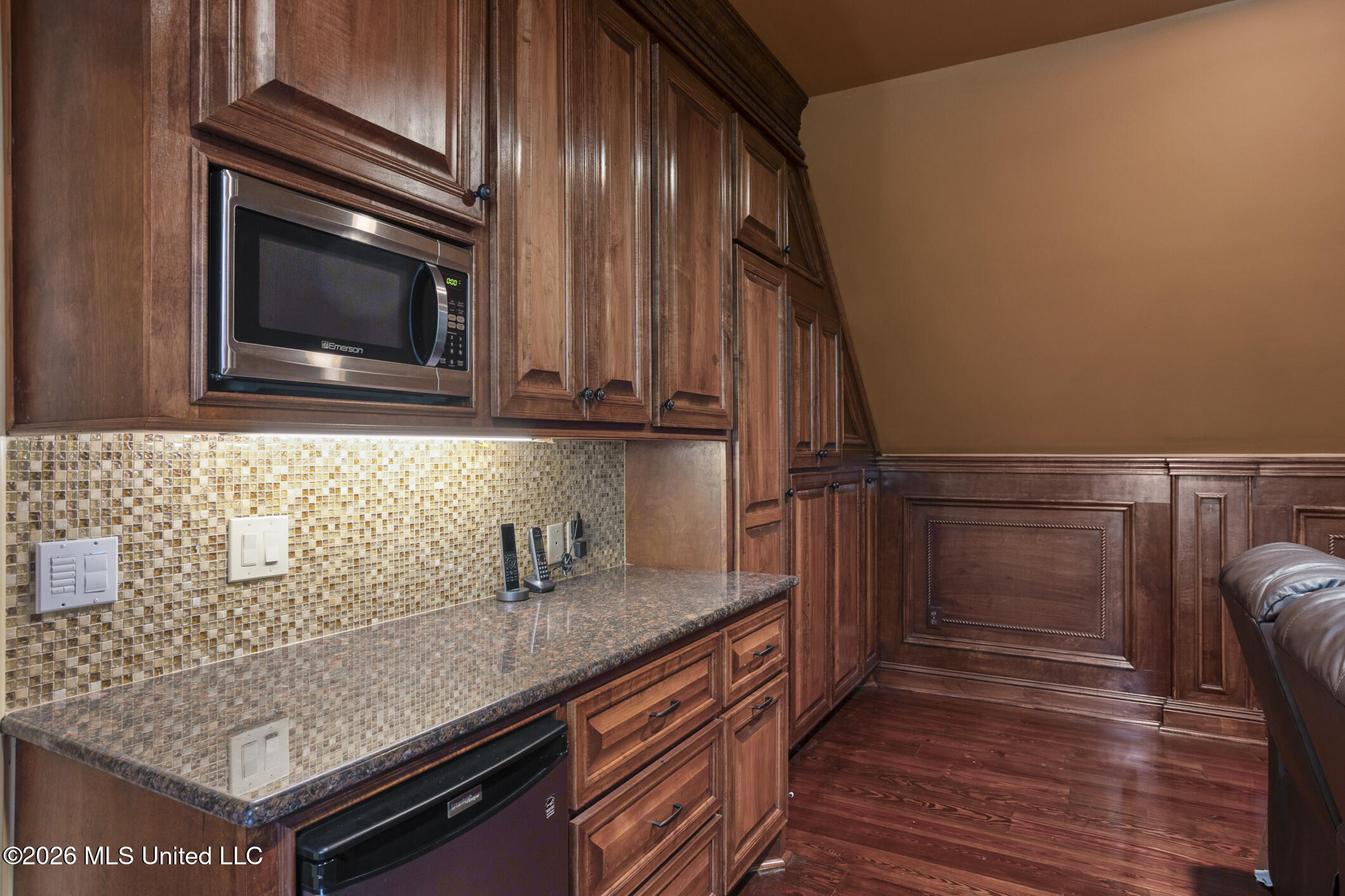 130 Bridgewater Crossing Property Photo 24
