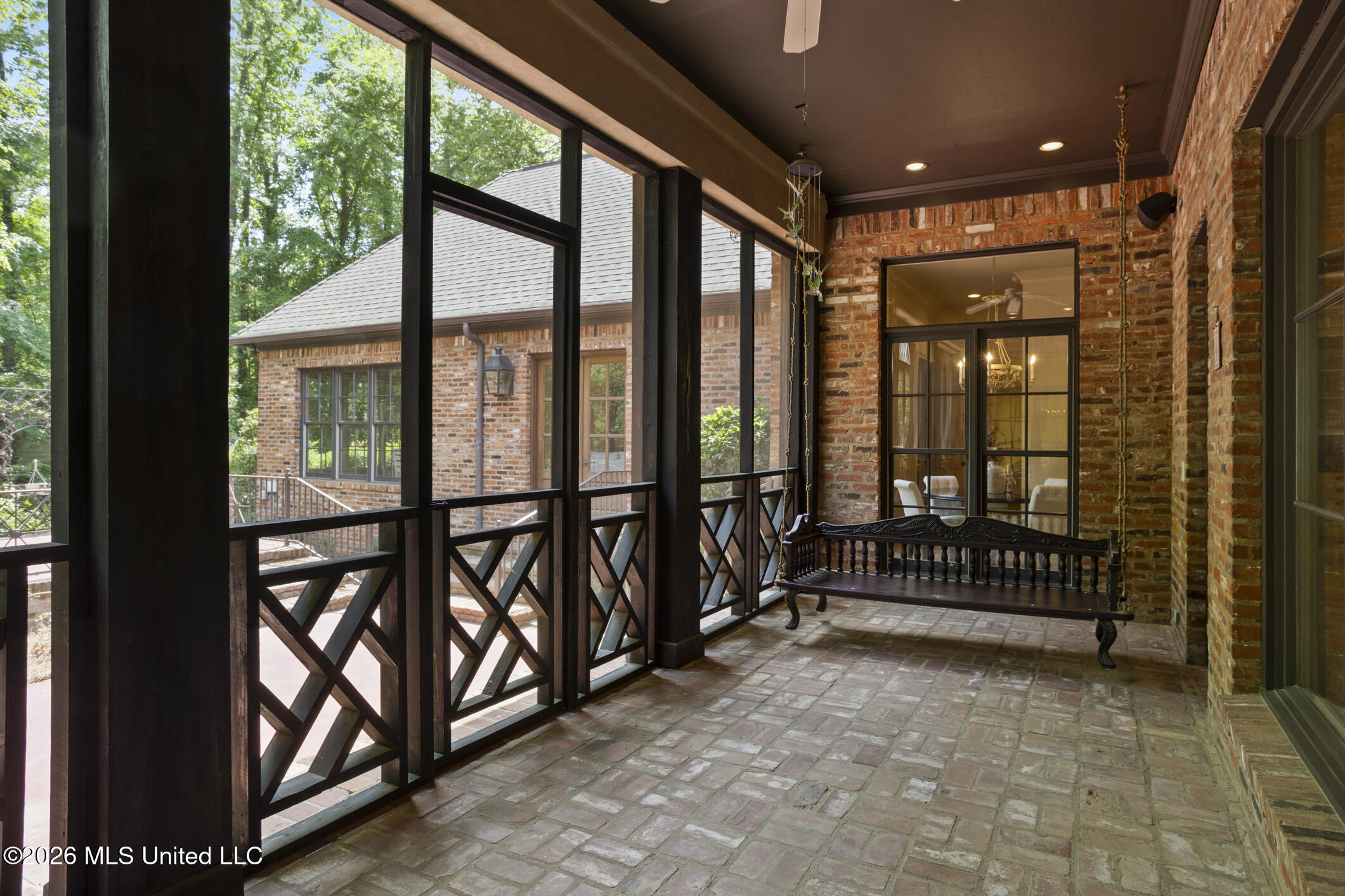 130 Bridgewater Crossing Property Photo 32