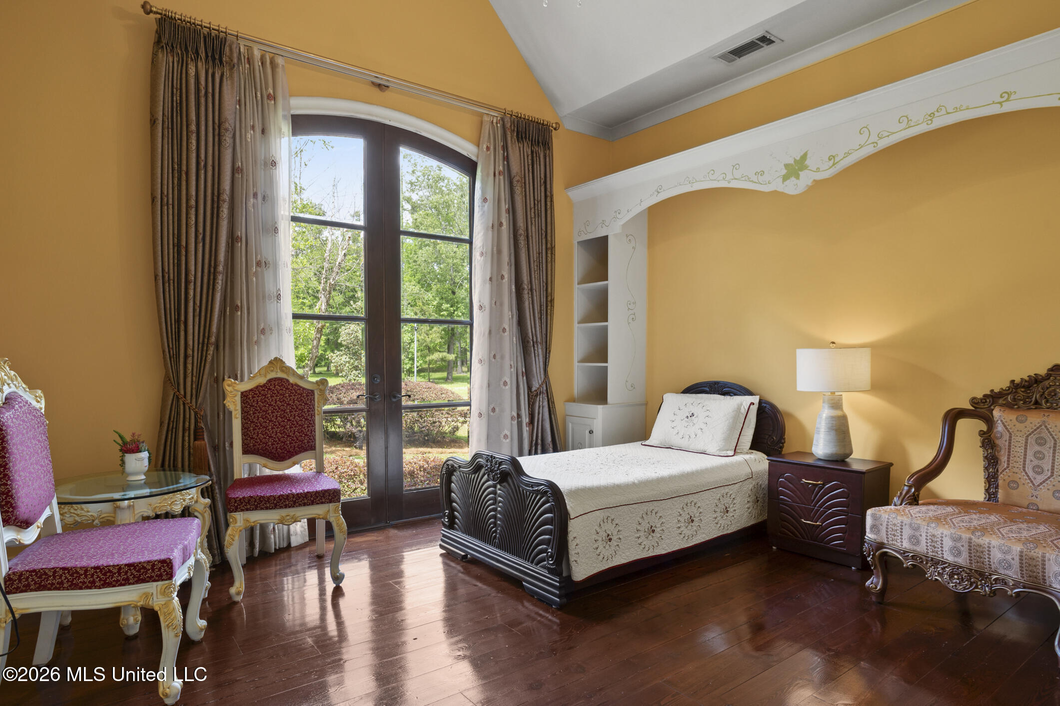 130 Bridgewater Crossing Property Photo 34