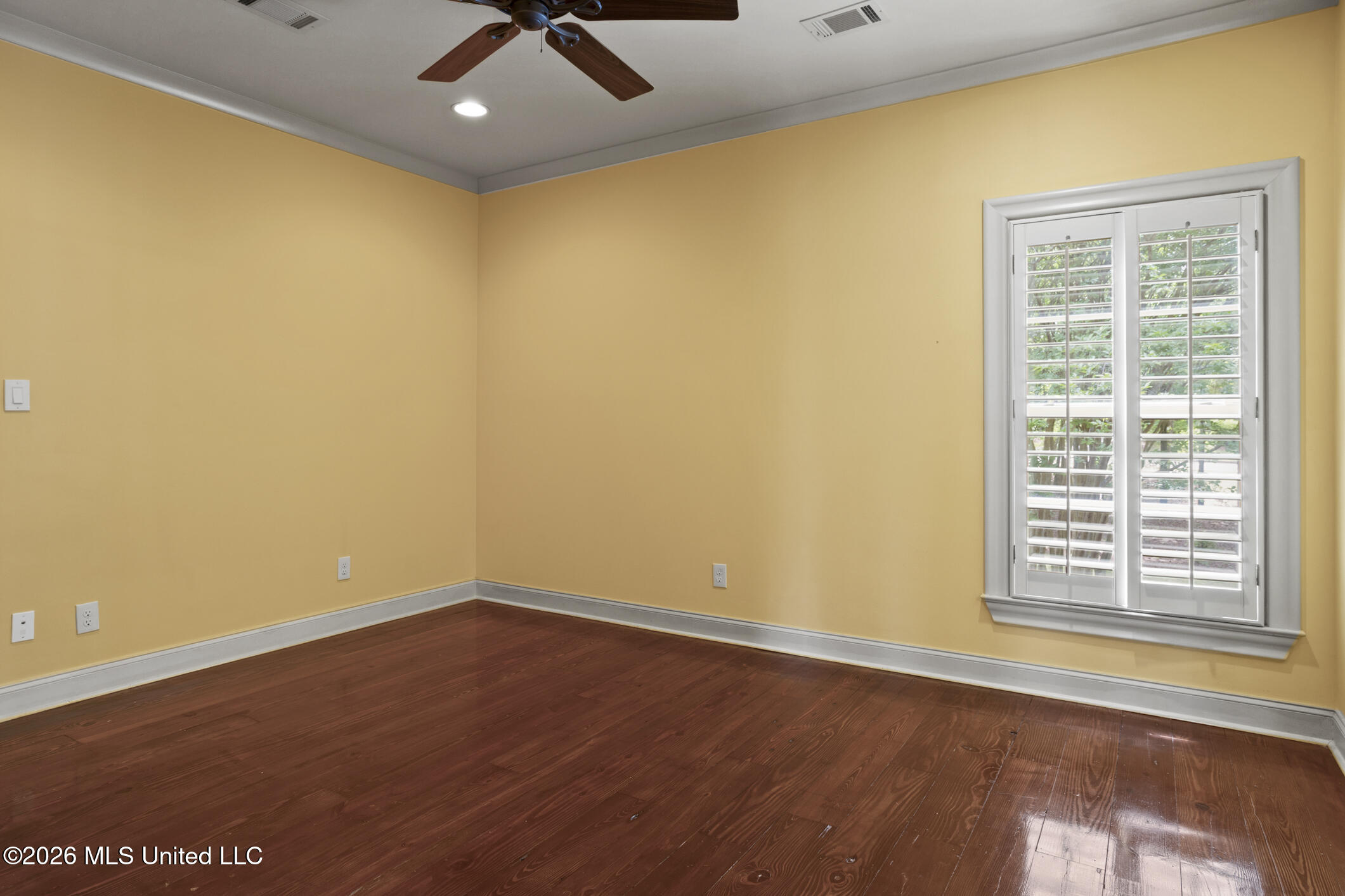 130 Bridgewater Crossing Property Photo 36