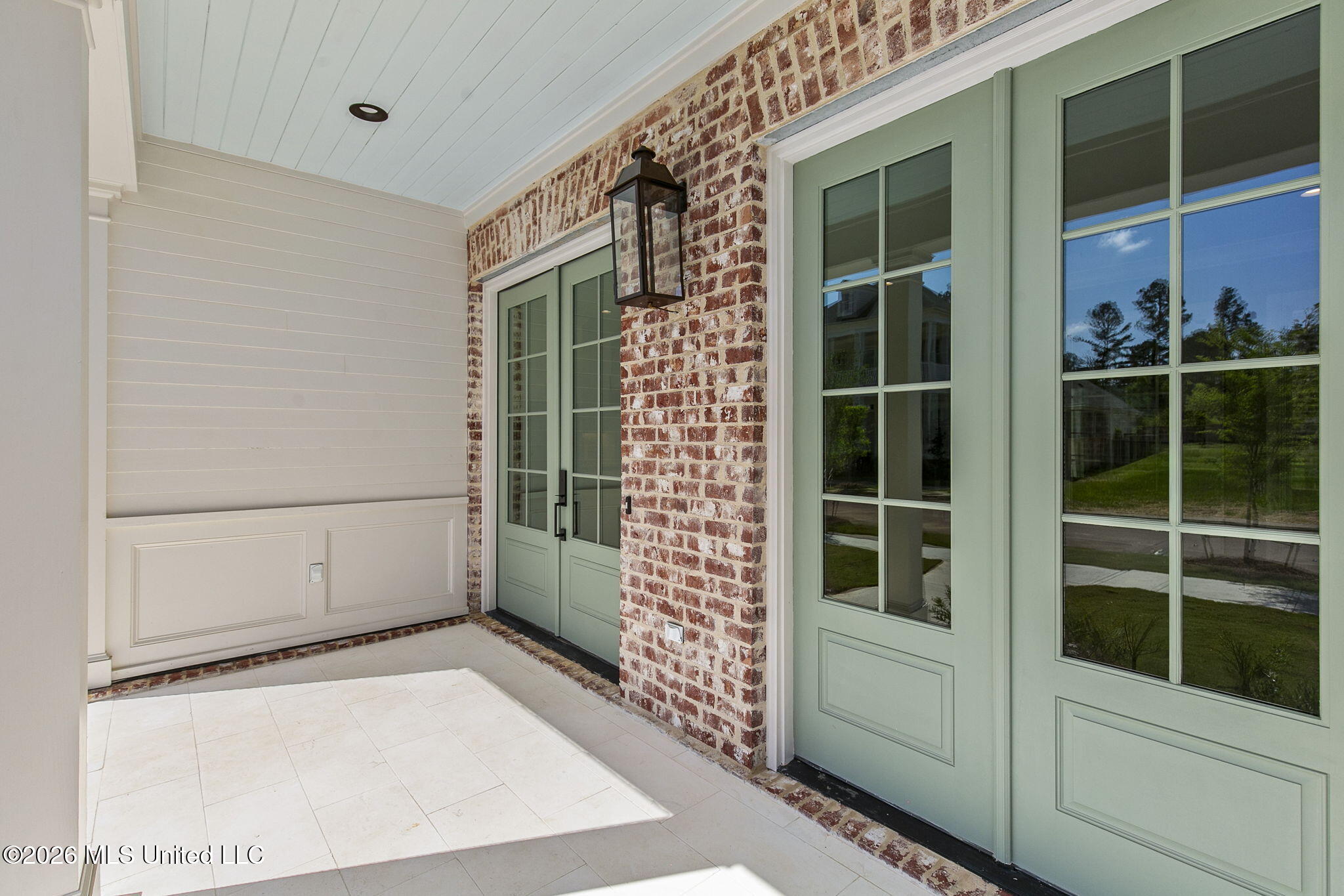 109 Commonwealth Drive Property Photo 7