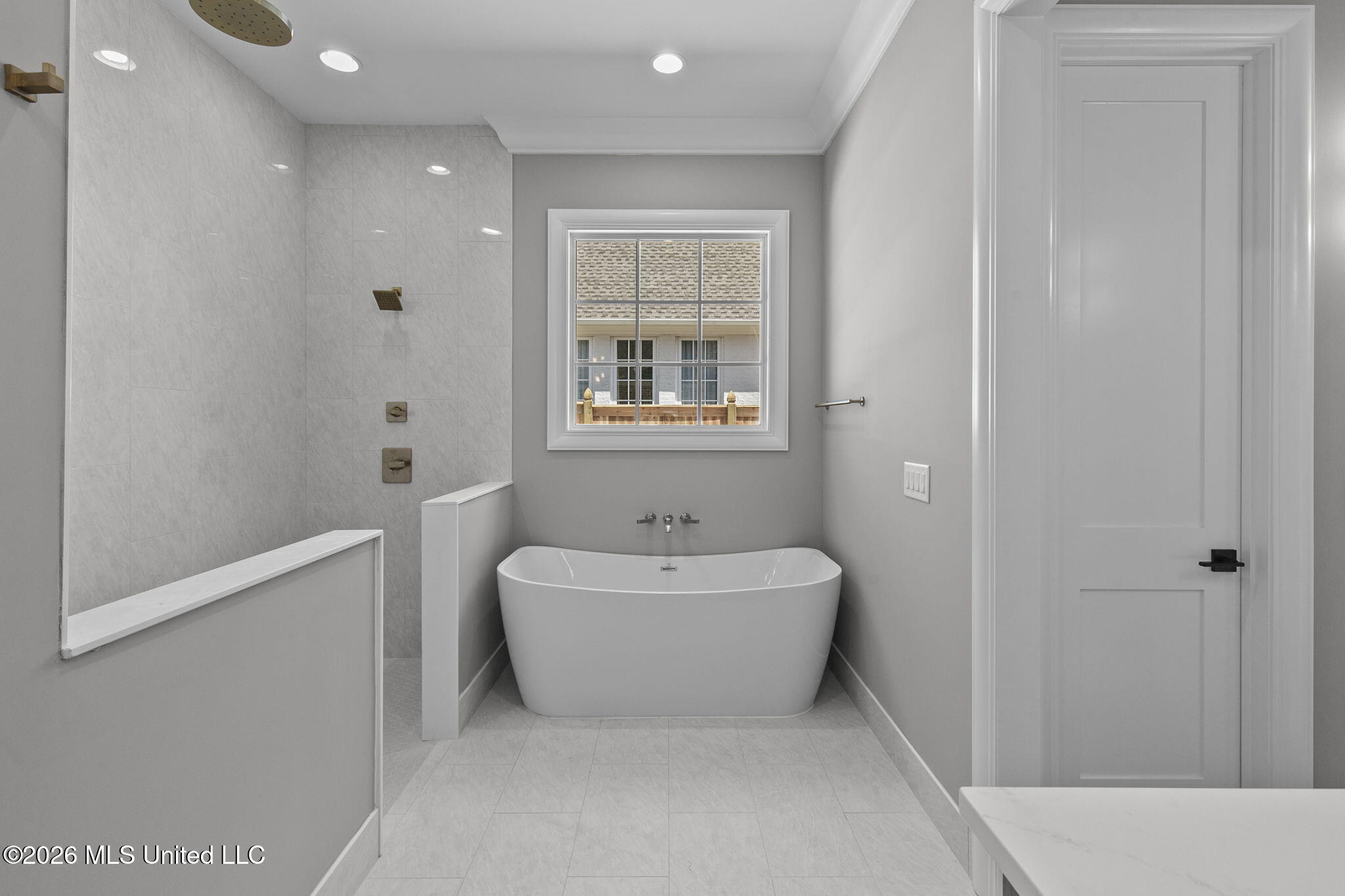 109 Commonwealth Drive Property Photo 38