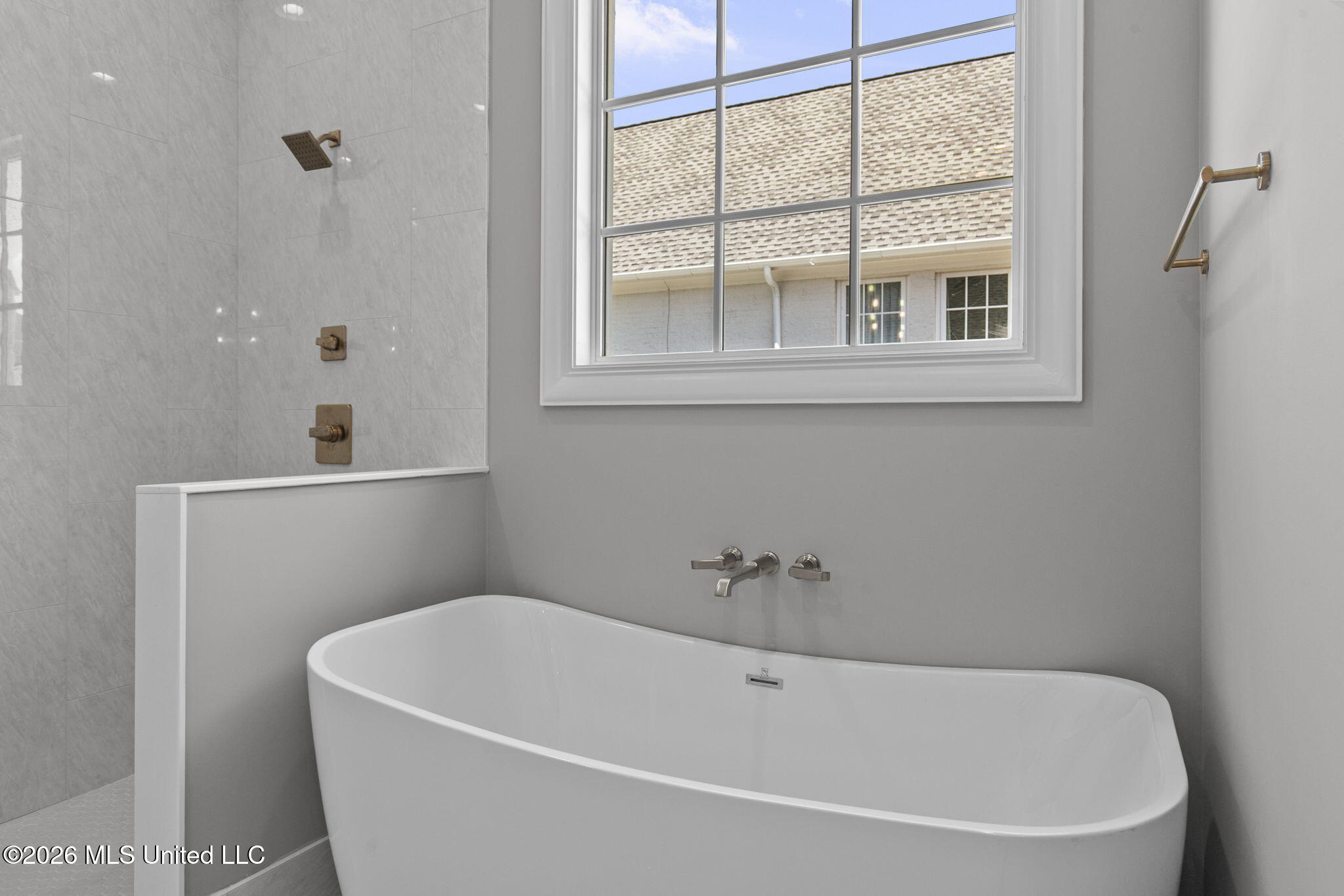 109 Commonwealth Drive Property Photo 39