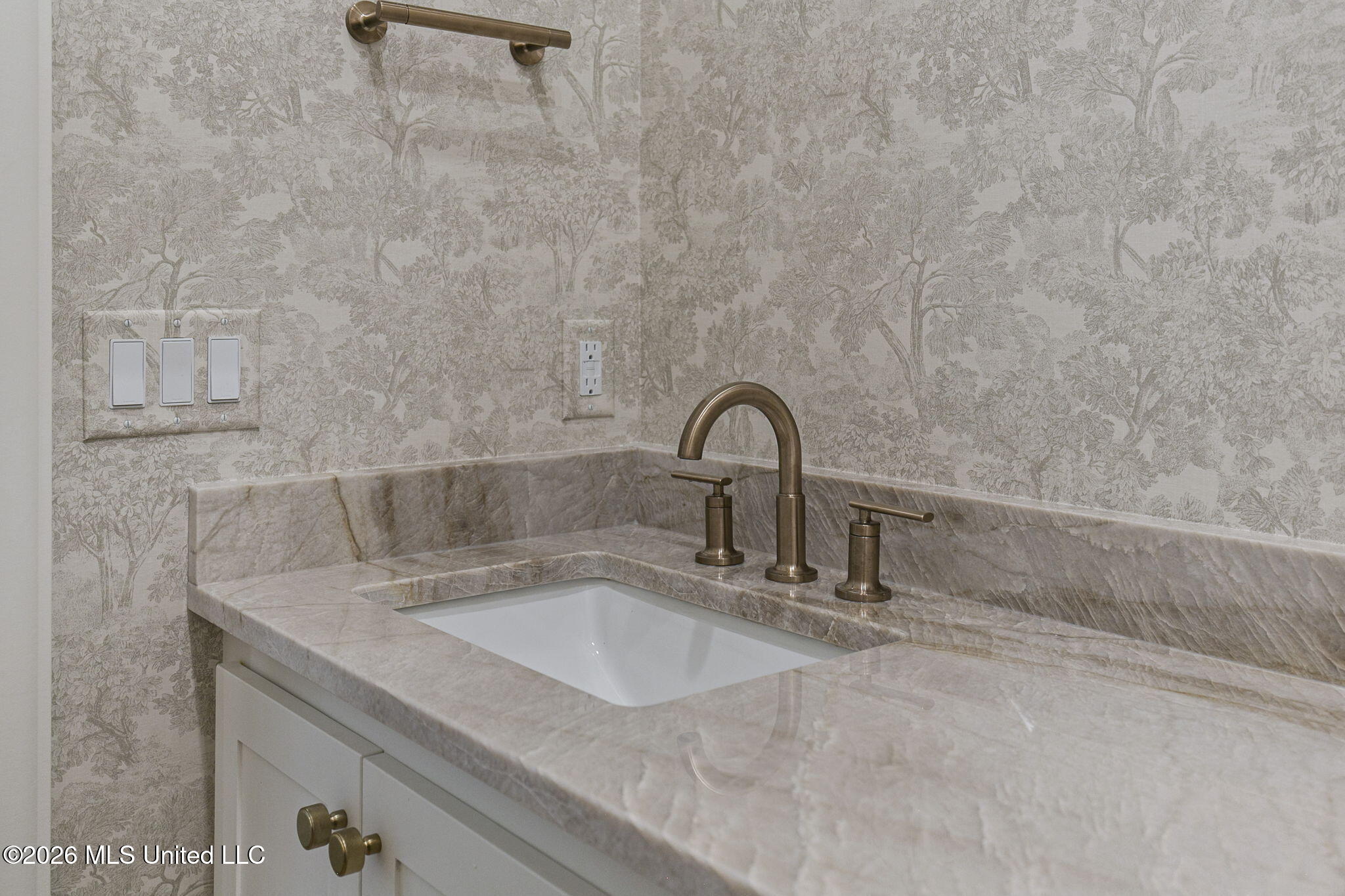 109 Commonwealth Drive Property Photo 50