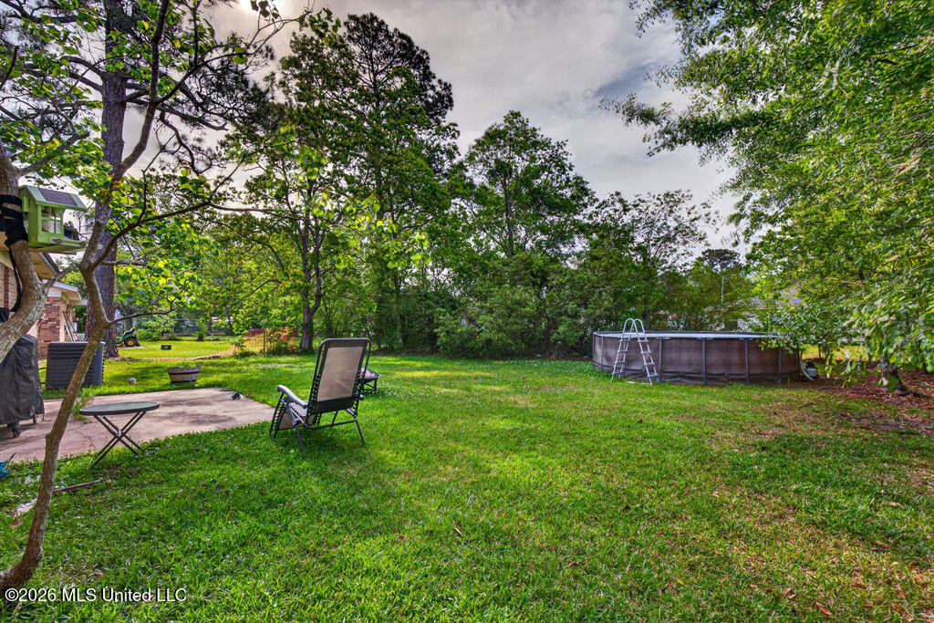 2702 E Angela Circle Property Photo 13