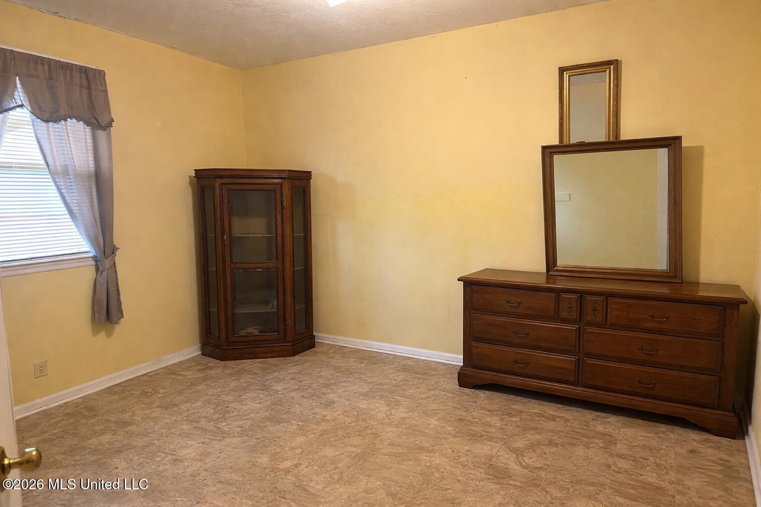 215 Brantley Street Property Photo 10