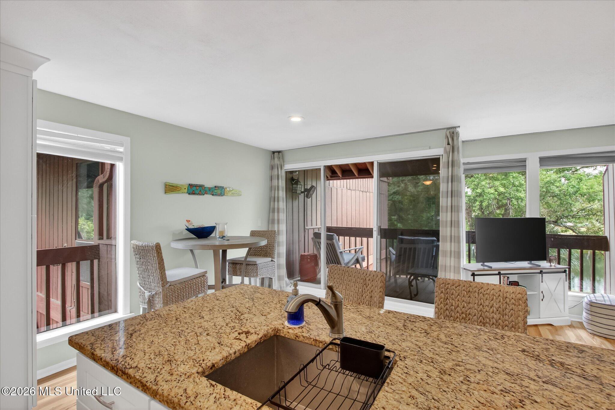 238 Lakeside Villa Property Photo 15