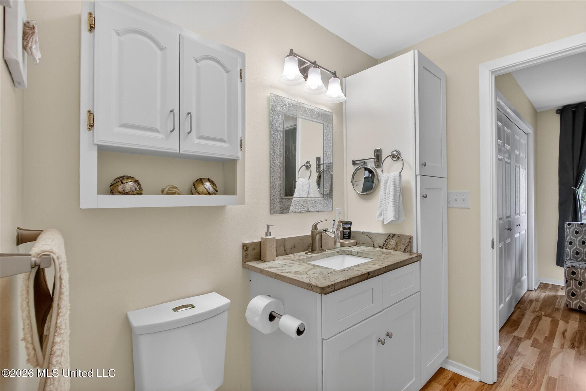 238 Lakeside Villa Property Photo 24