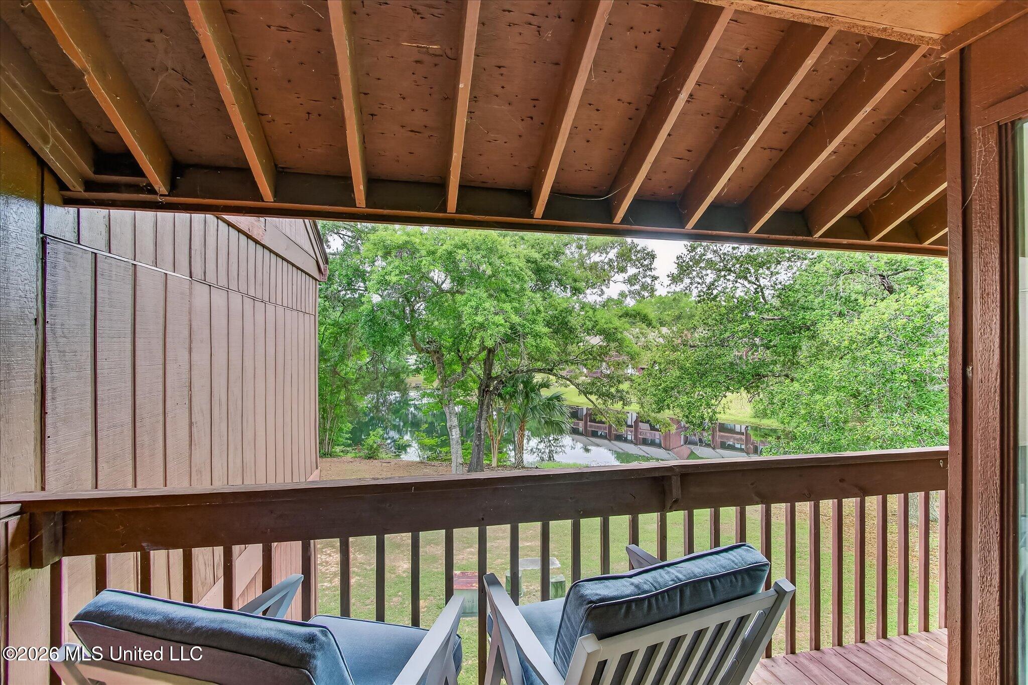 238 Lakeside Villa Property Photo 32