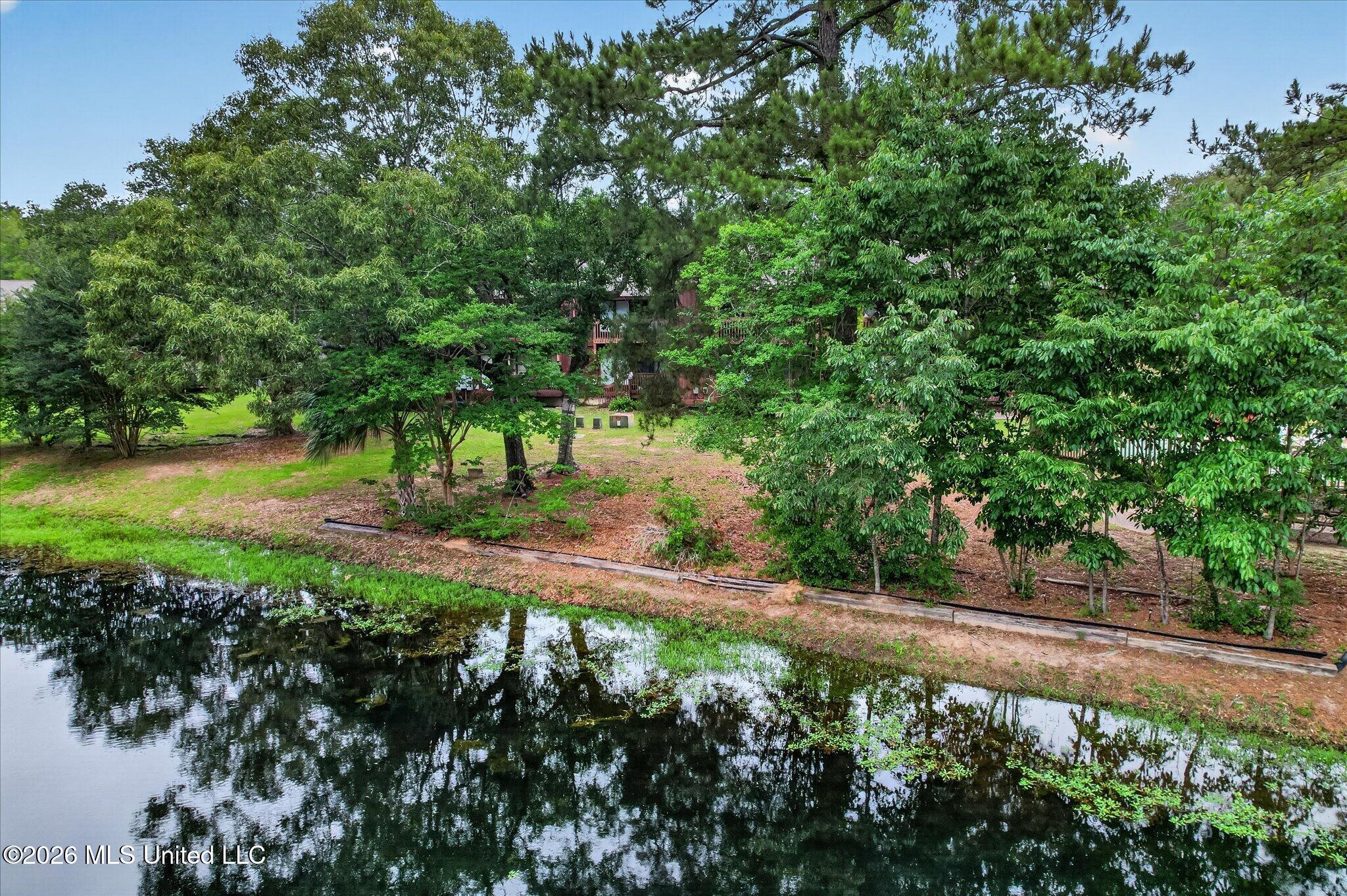 238 Lakeside Villa Property Photo 36