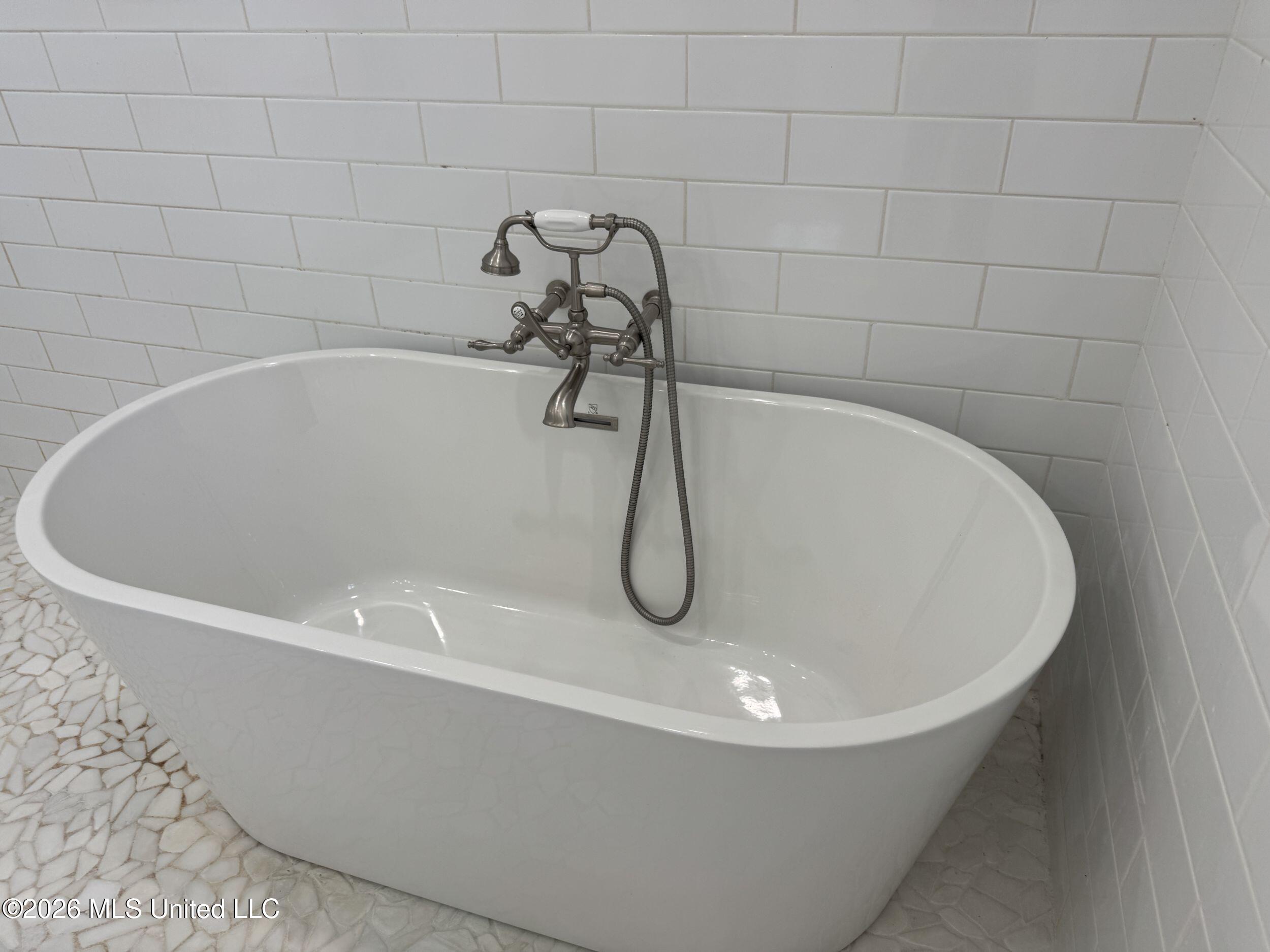 23057 Ms-6 Property Photo 132