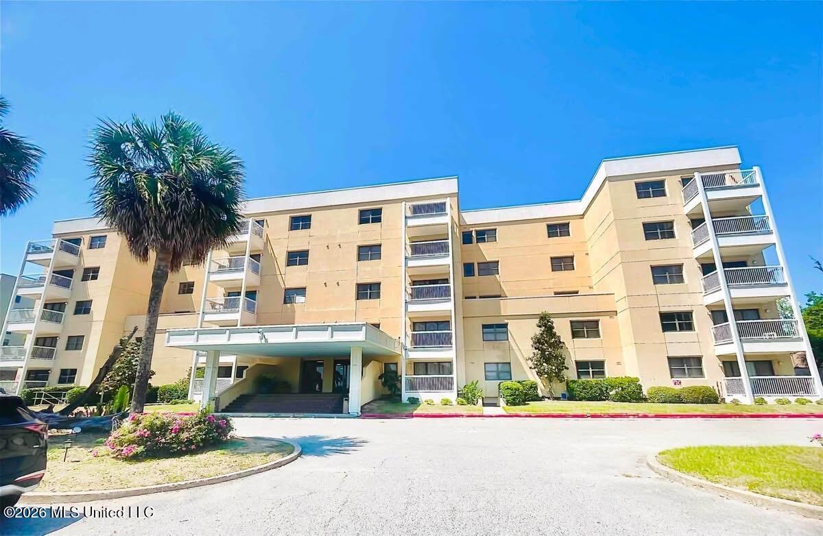 1130 Beach Boulevard Property Photo 1