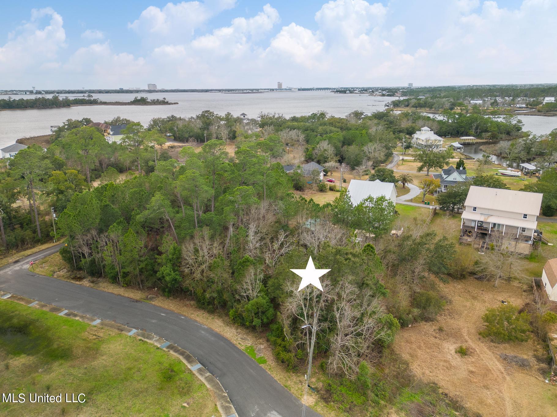 6205 Hermosa Drive Property Photo 1