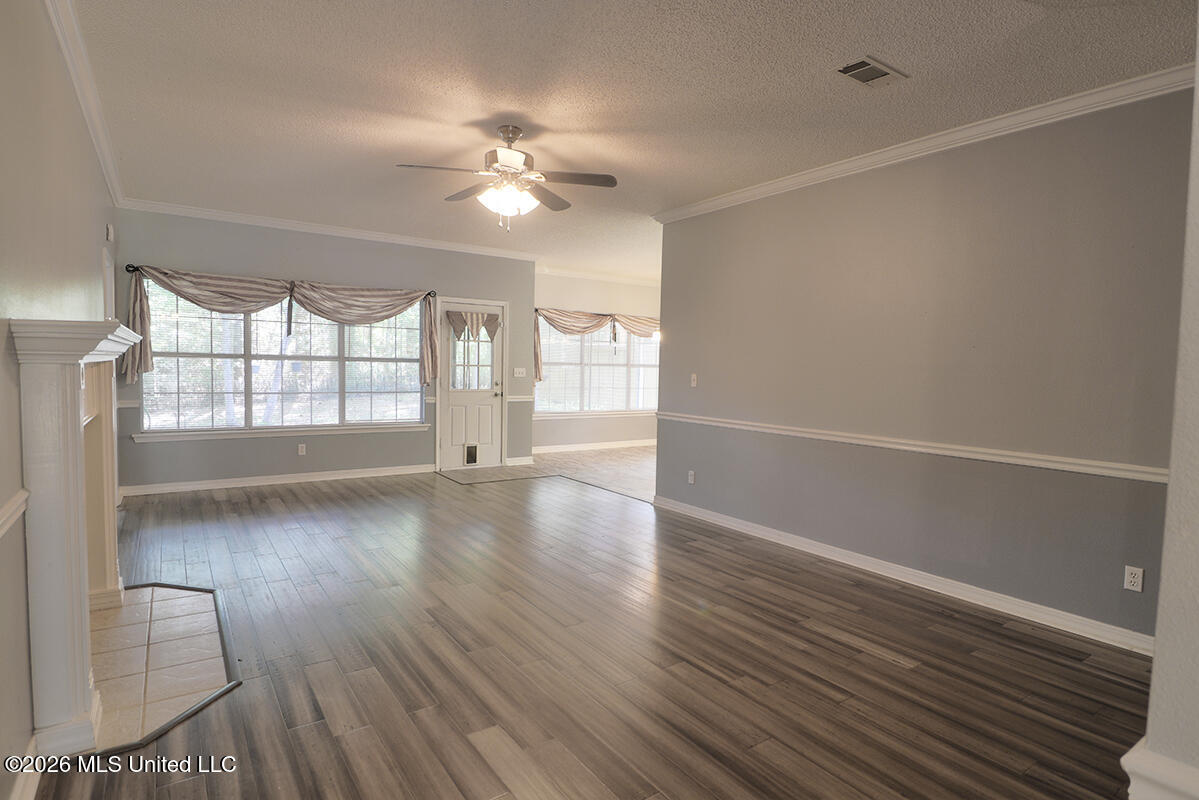 9461 Op La Way Property Photo 3