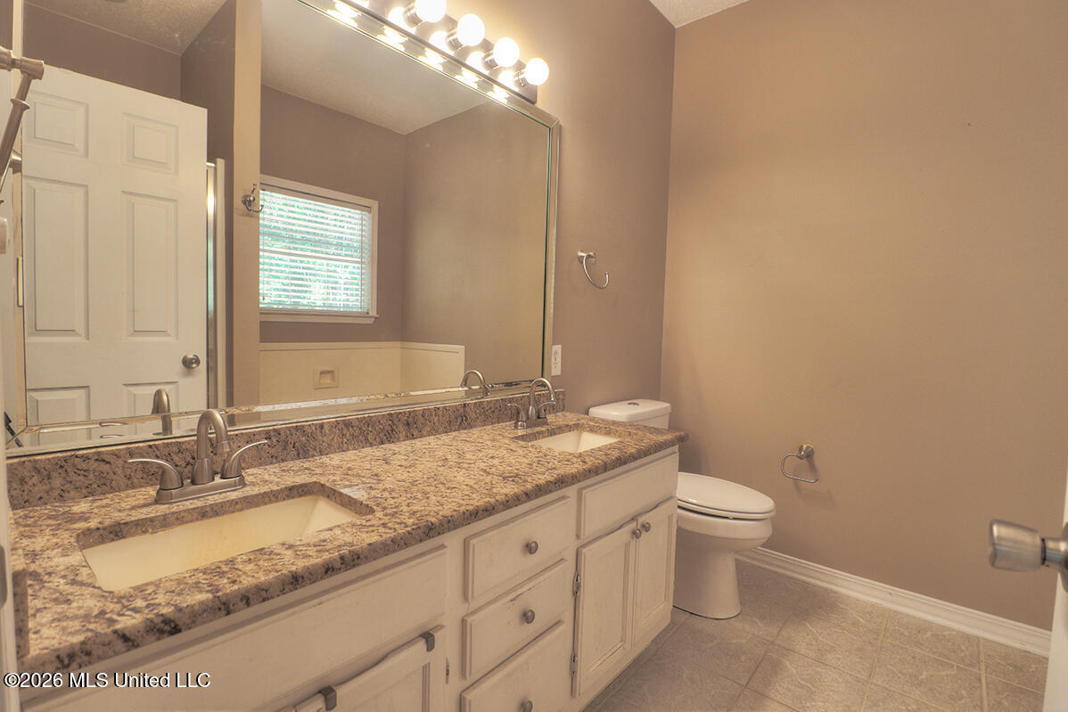 9461 Op La Way Property Photo 7
