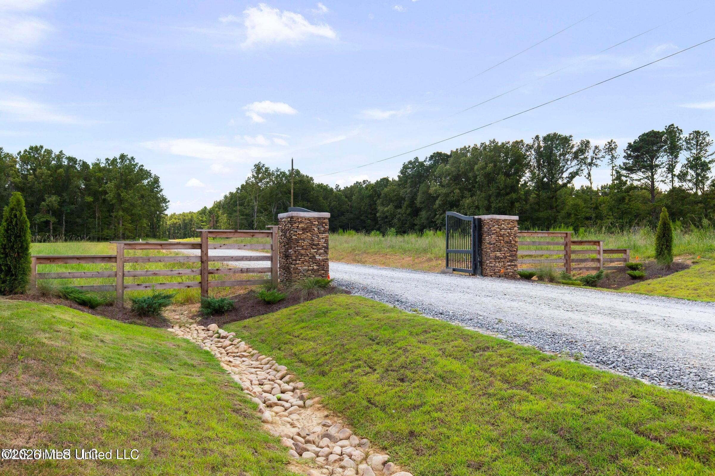 Stout Meadows Lane Property Photo 10