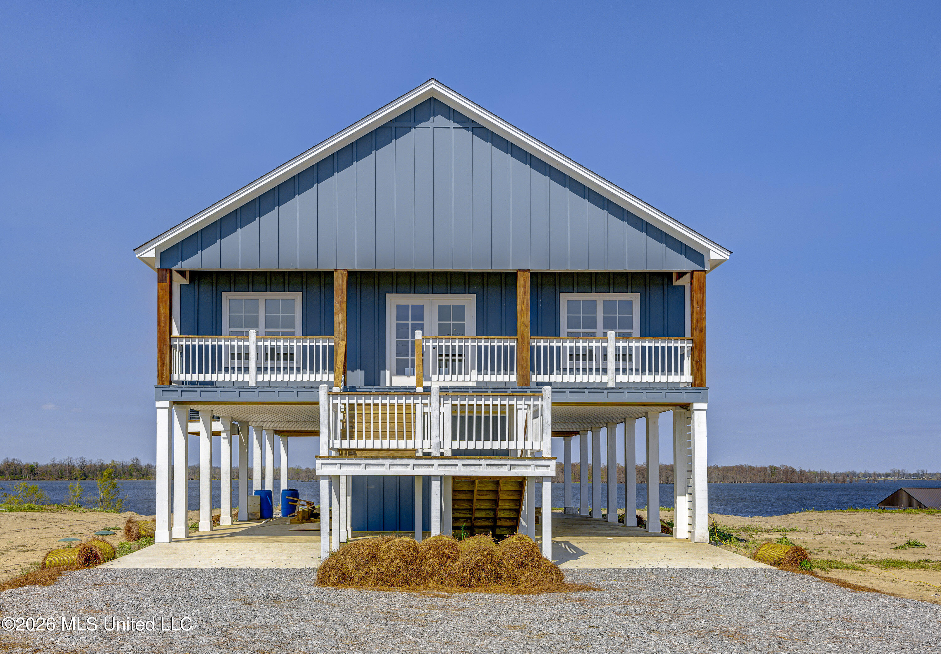 2414 Eagle Lake Shore Road Property Photo 1