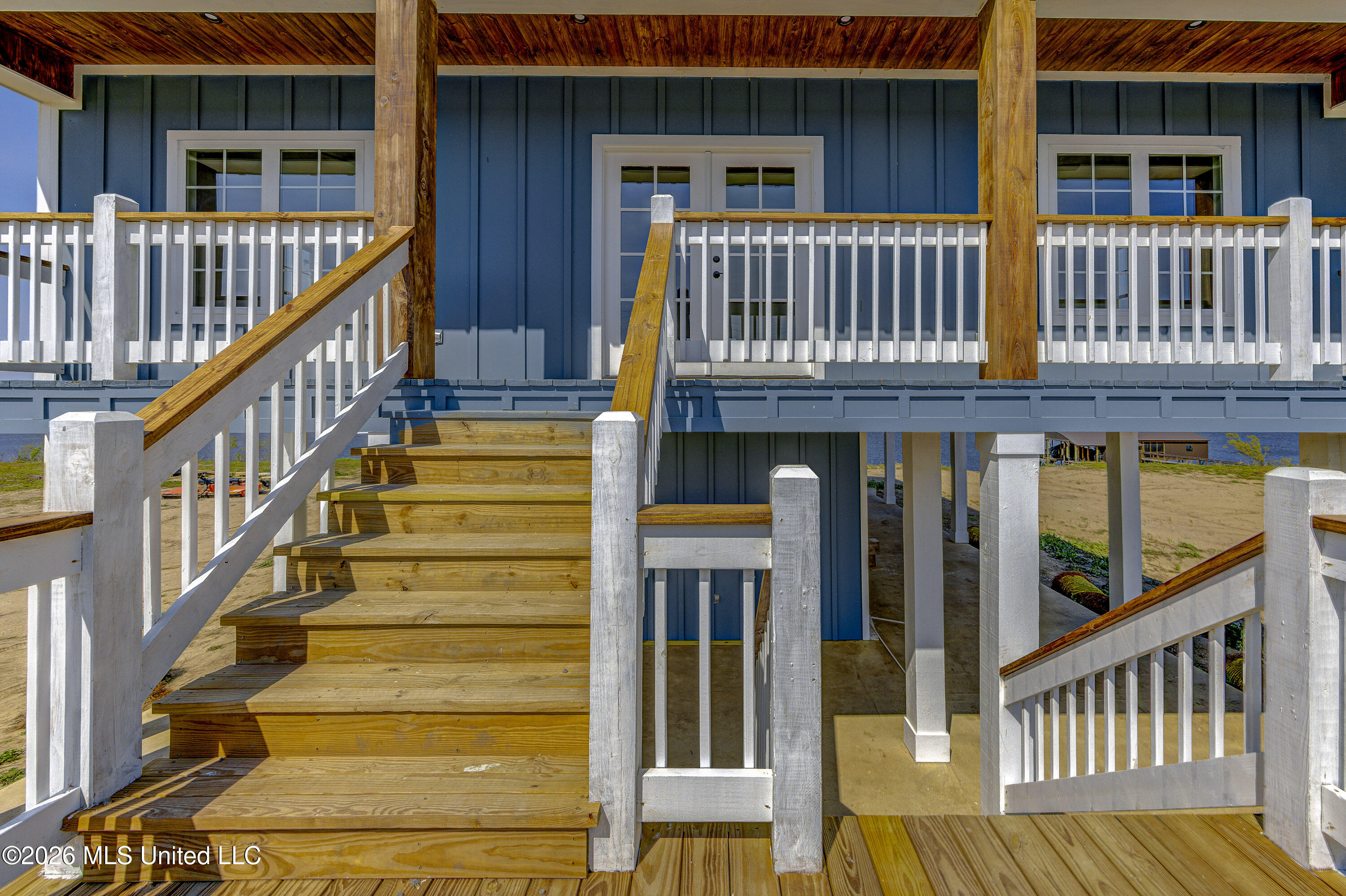 2414 Eagle Lake Shore Road Property Photo 4