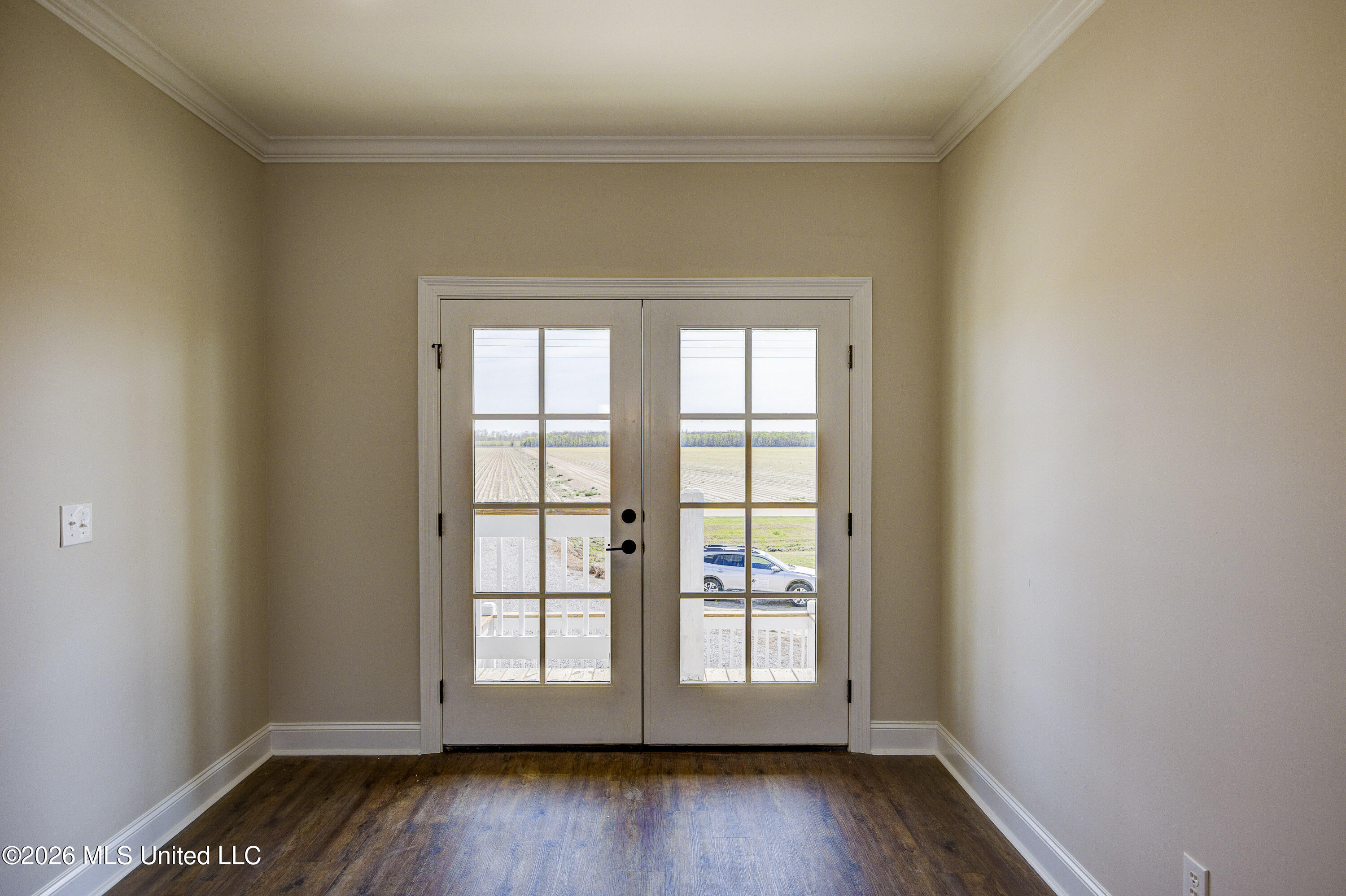 2414 Eagle Lake Shore Road Property Photo 5