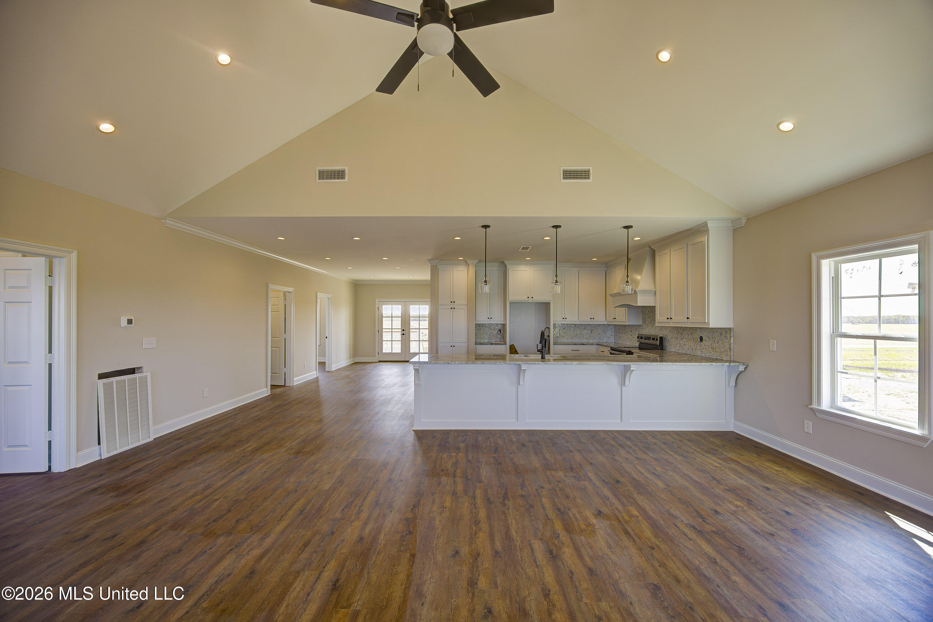 2414 Eagle Lake Shore Road Property Photo 7