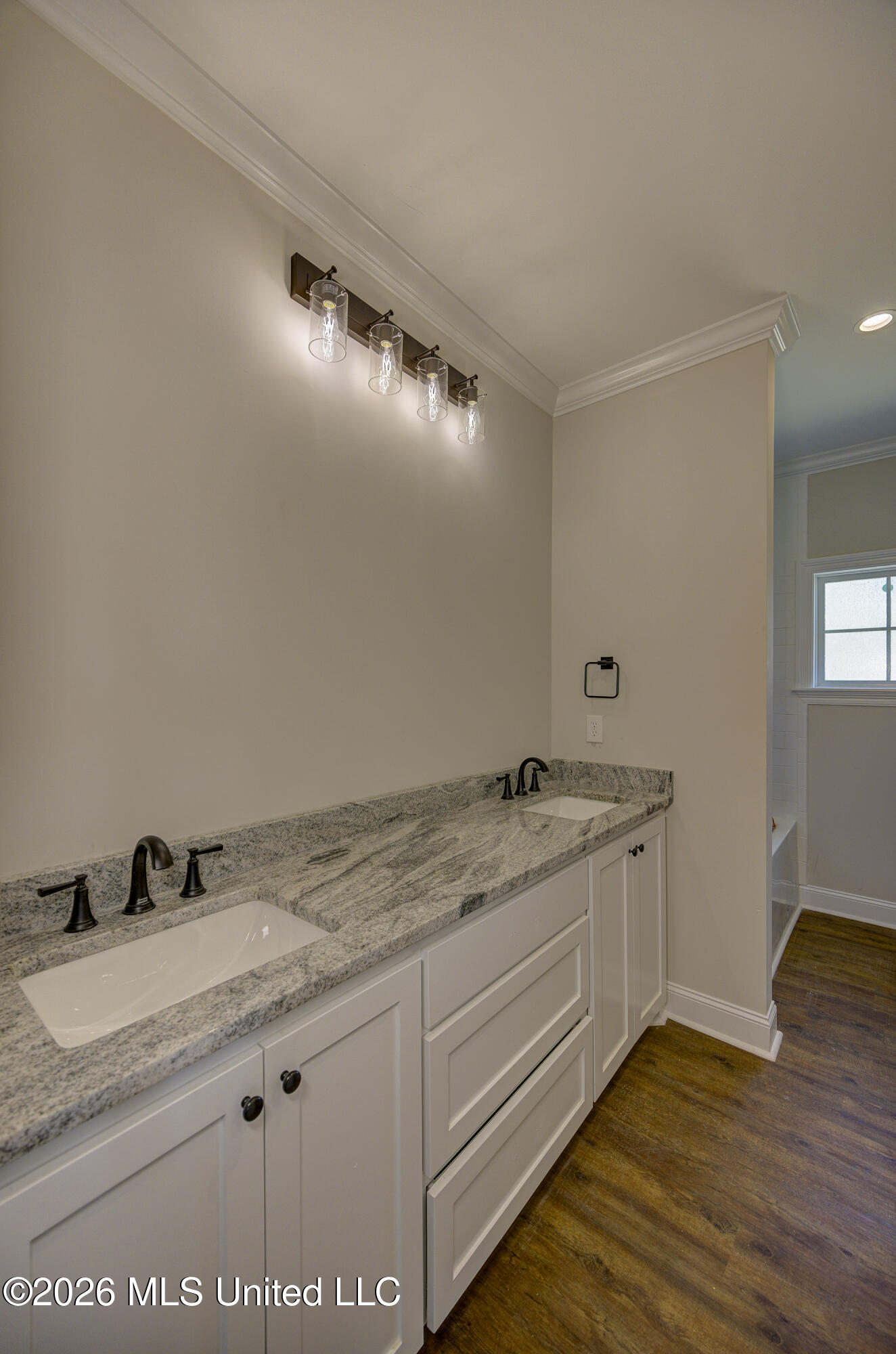 2414 Eagle Lake Shore Road Property Photo 17