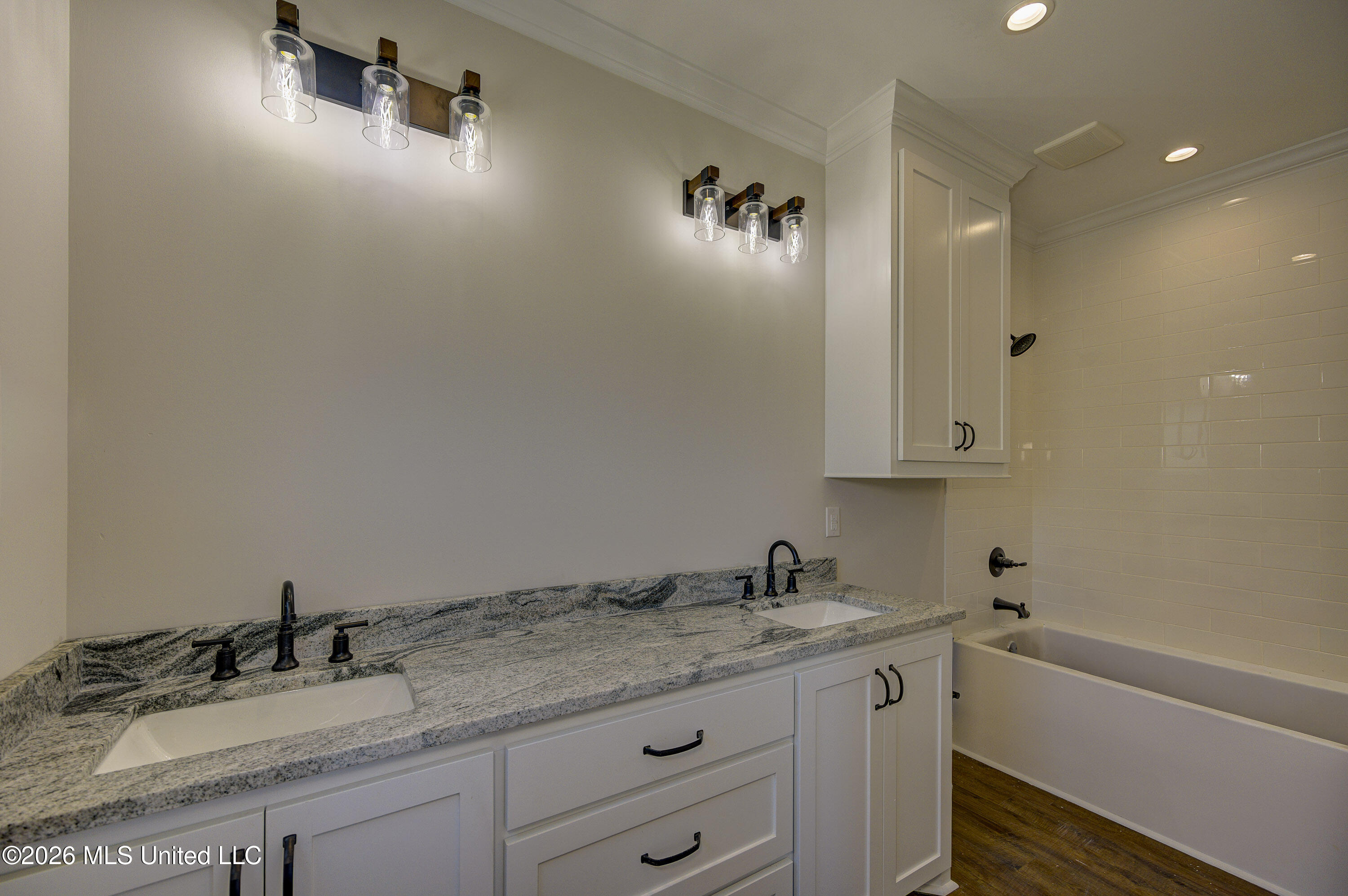 2414 Eagle Lake Shore Road Property Photo 19