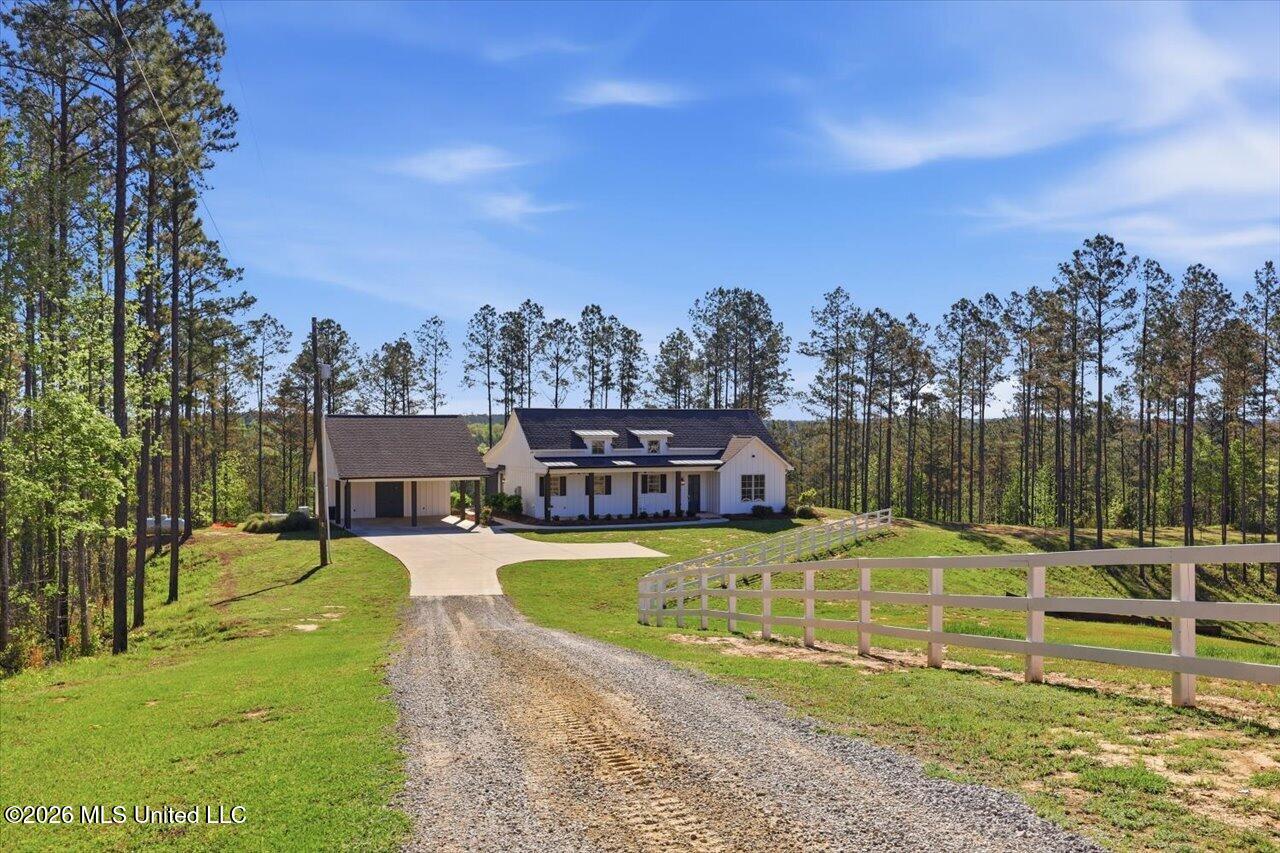 333 Beaverdam Road Property Photo 4