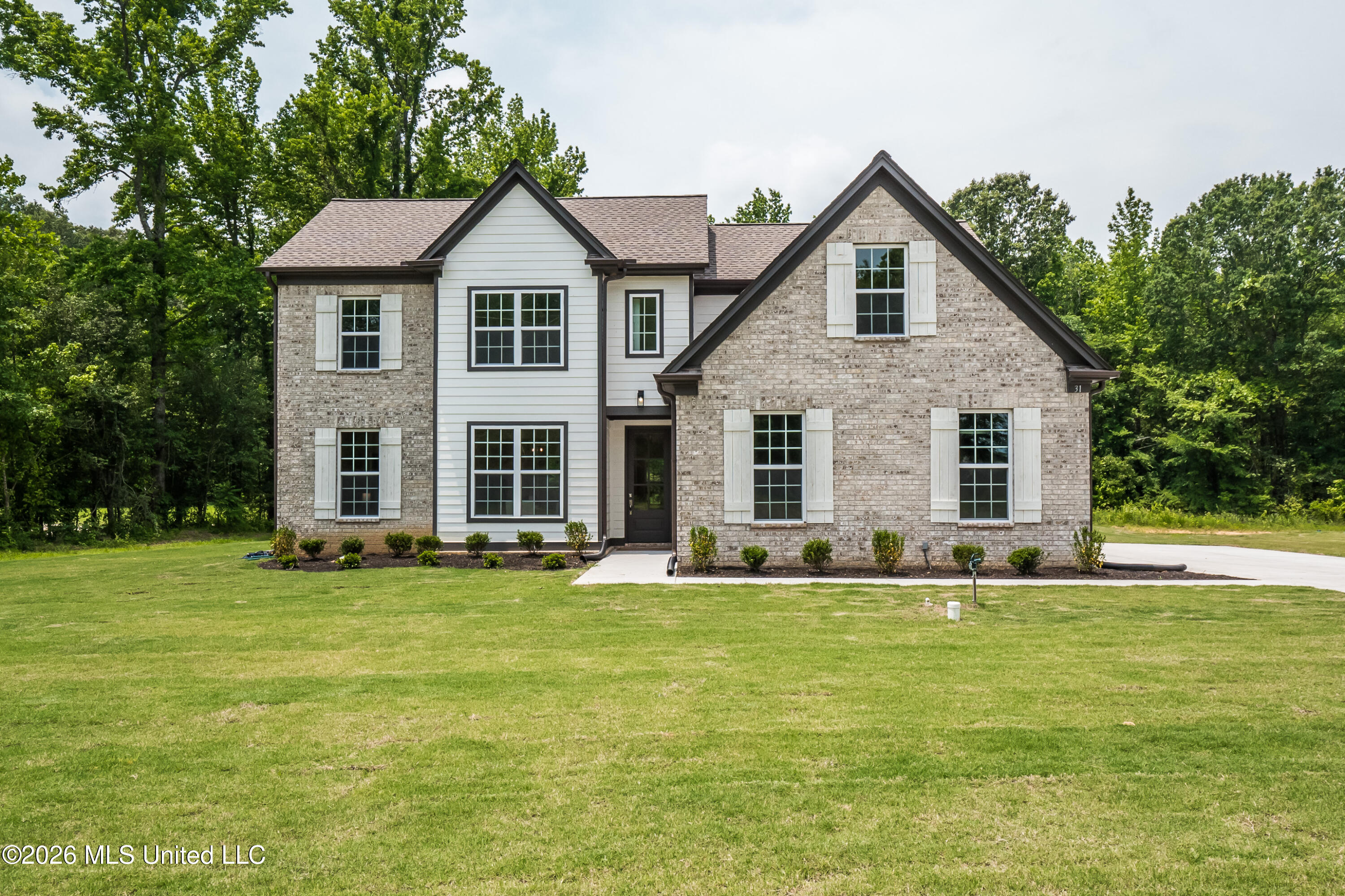 272 Centerline Roper Loop Property Photo 1