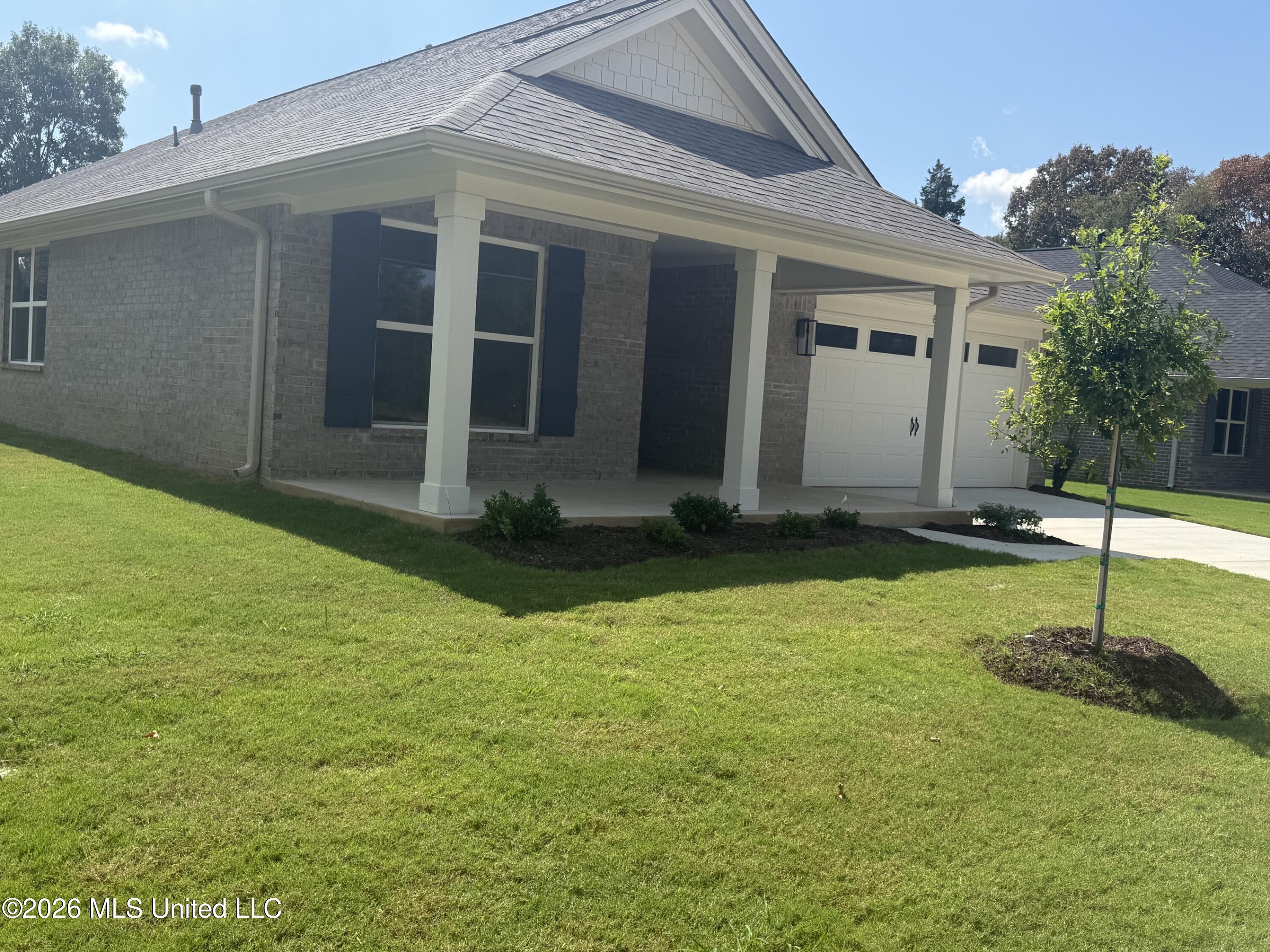 8985 Jackson Lane Property Photo 3