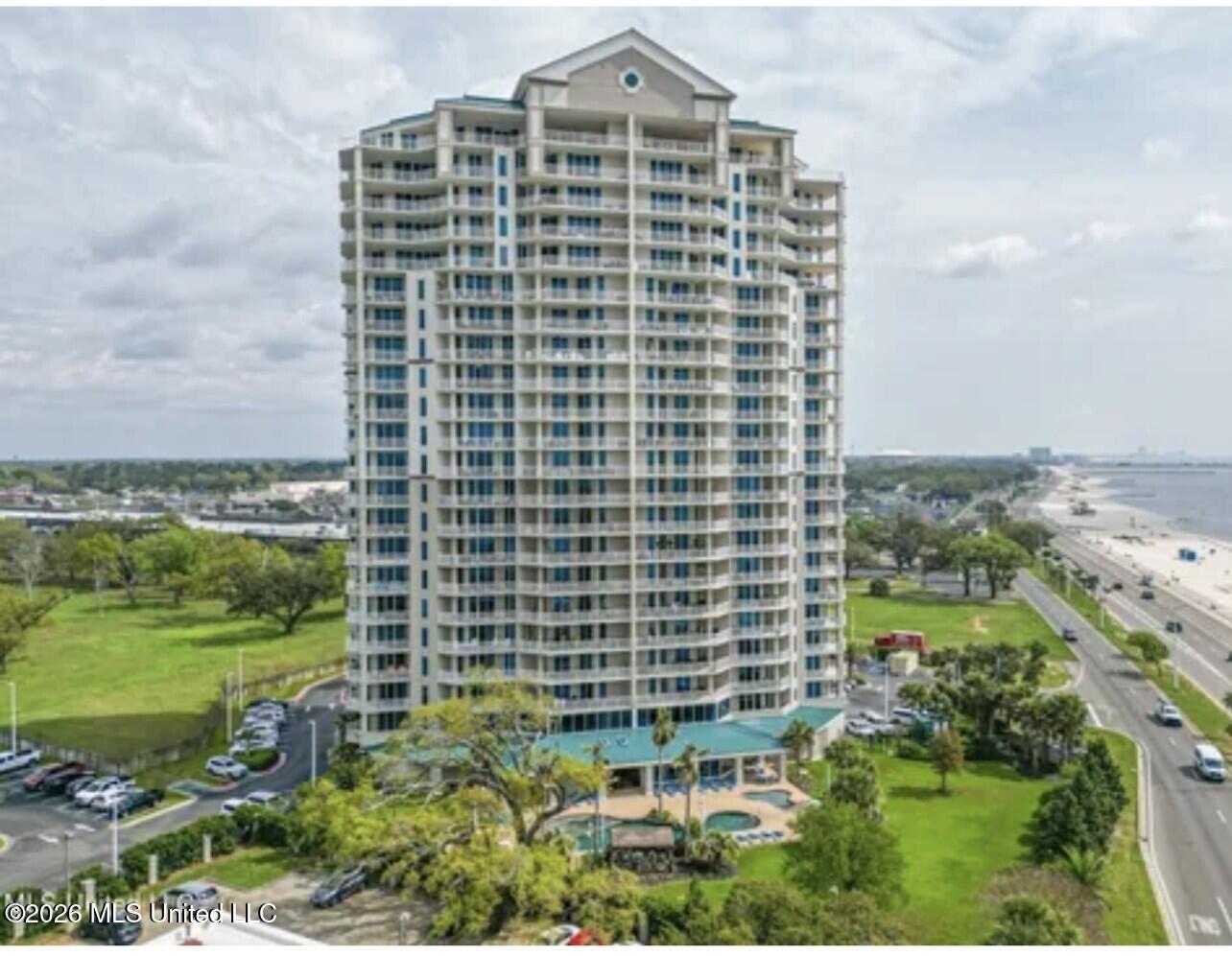 2668 Beach Boulevard Property Photo 2