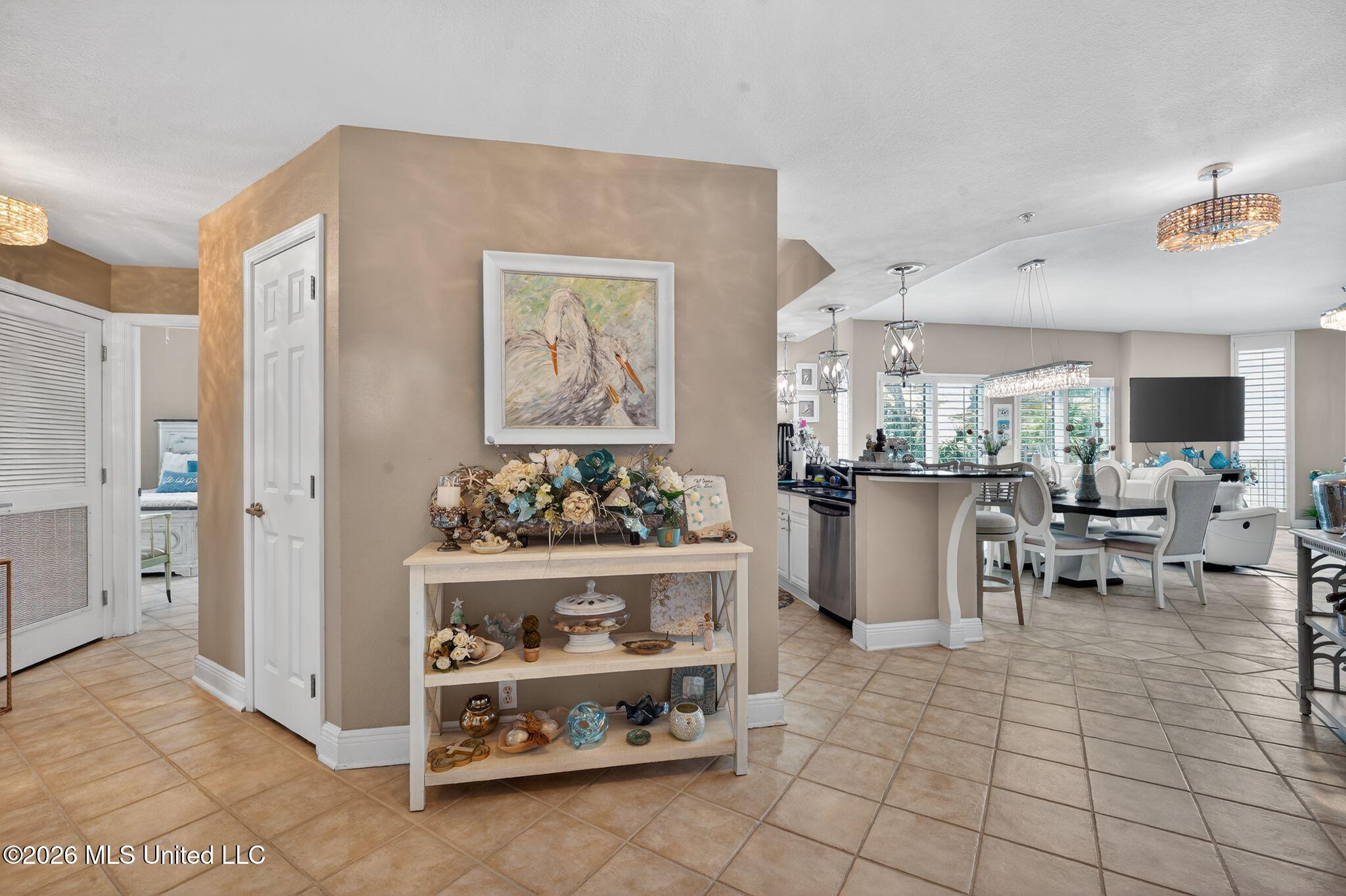 2668 Beach Boulevard Property Photo 7