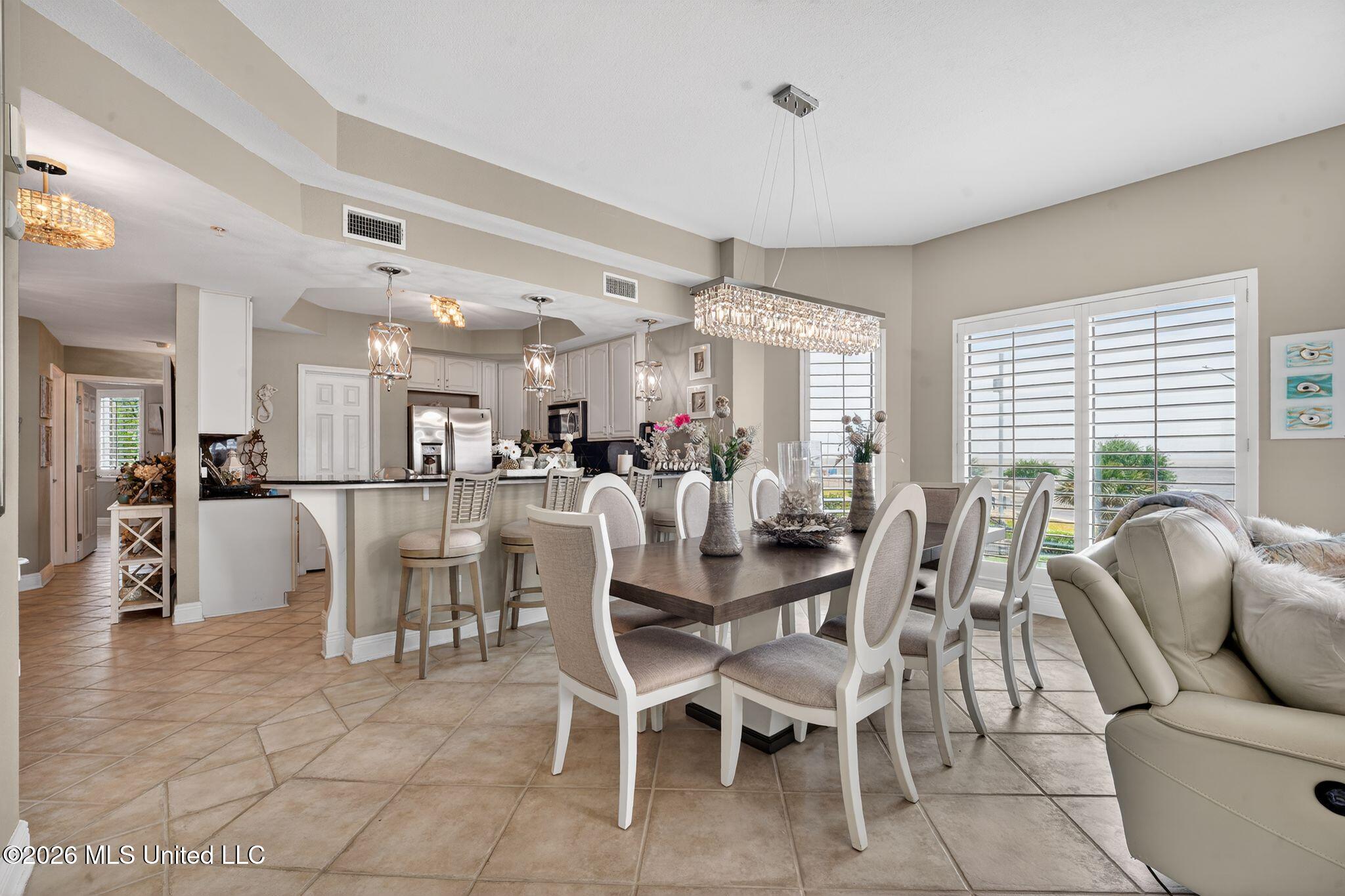 2668 Beach Boulevard Property Photo 13