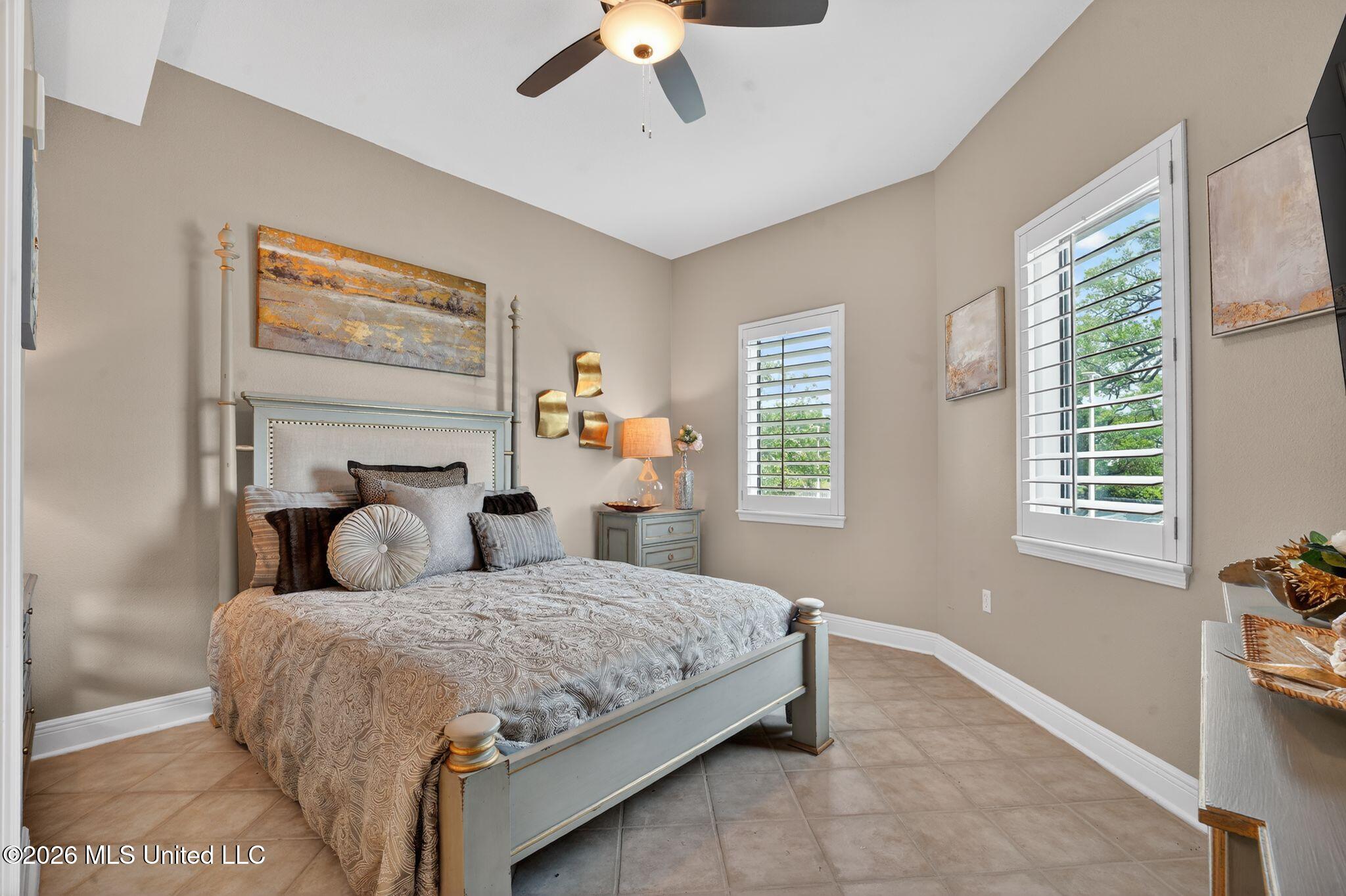 2668 Beach Boulevard Property Photo 29