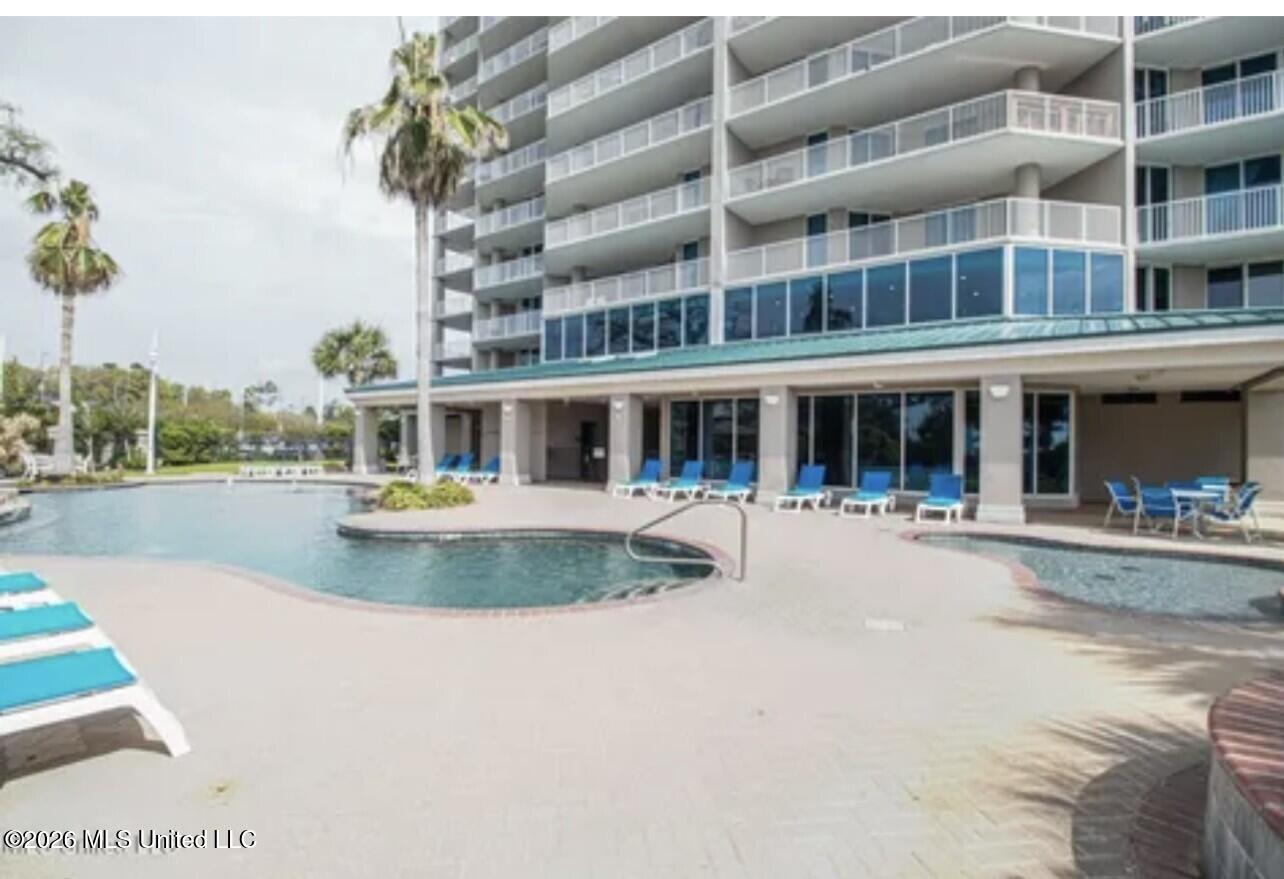 2668 Beach Boulevard Property Photo 34