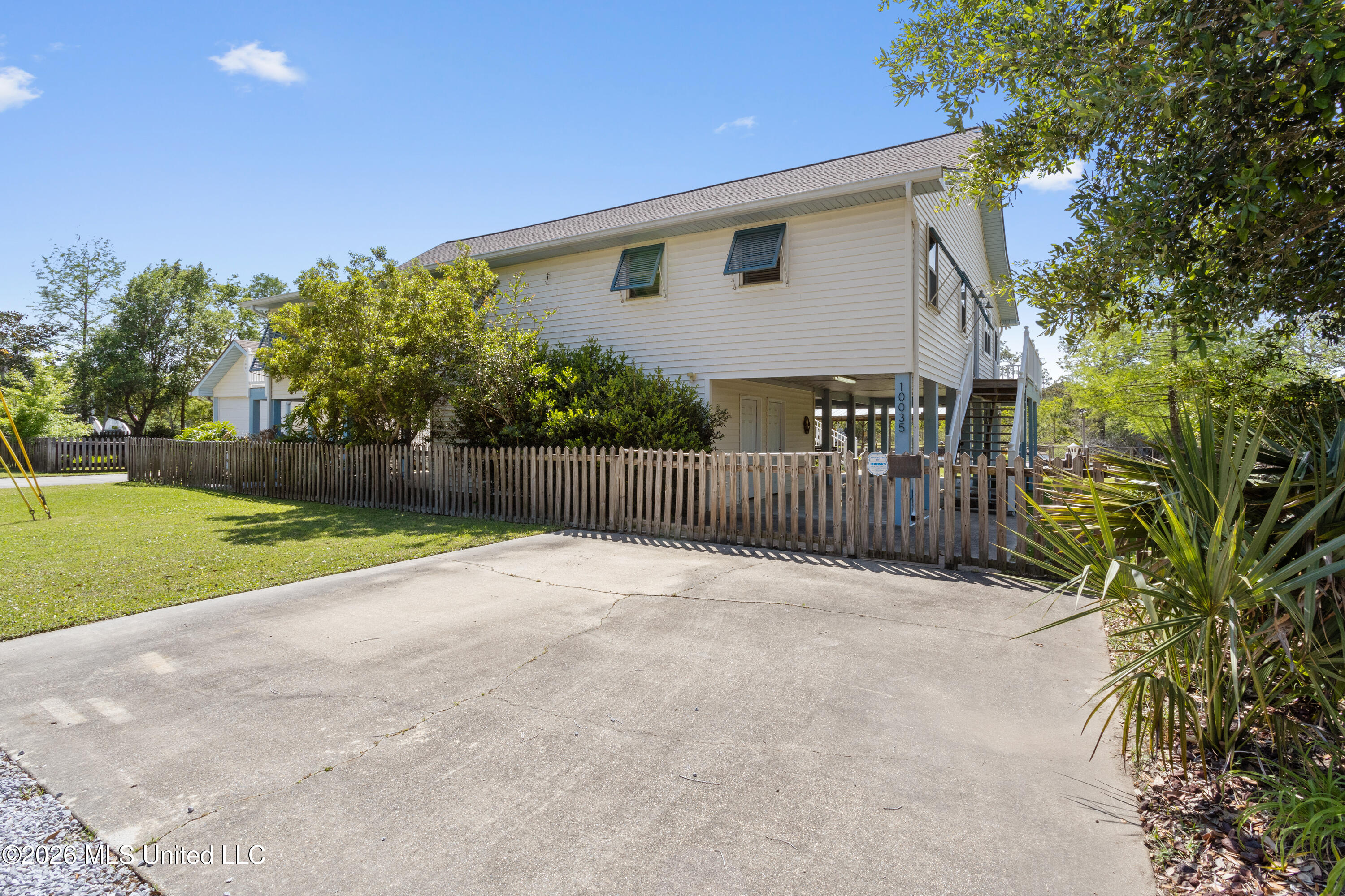 10035 Avenue D Property Photo 52