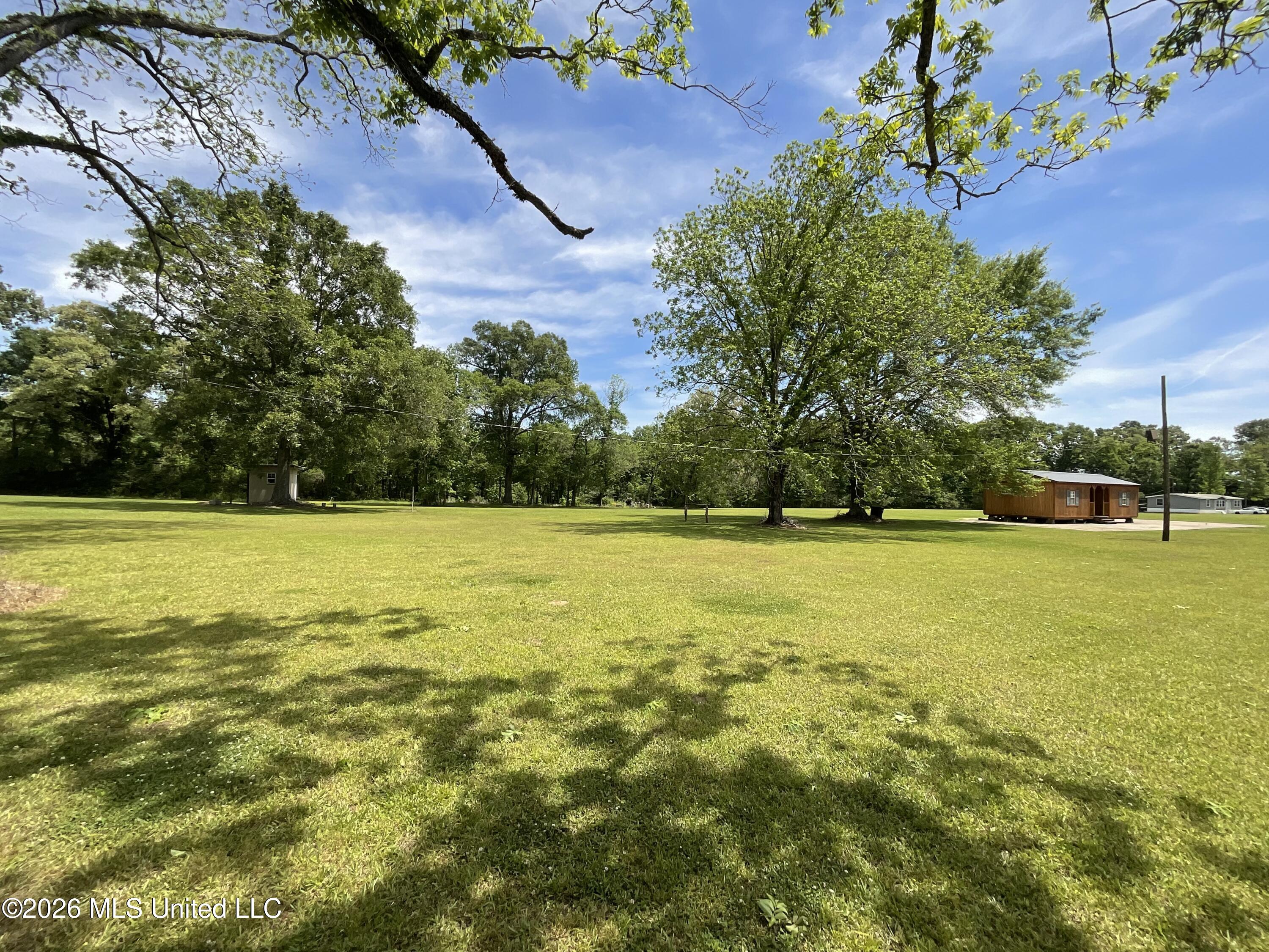 12007 Highway 16 E Property Photo 6