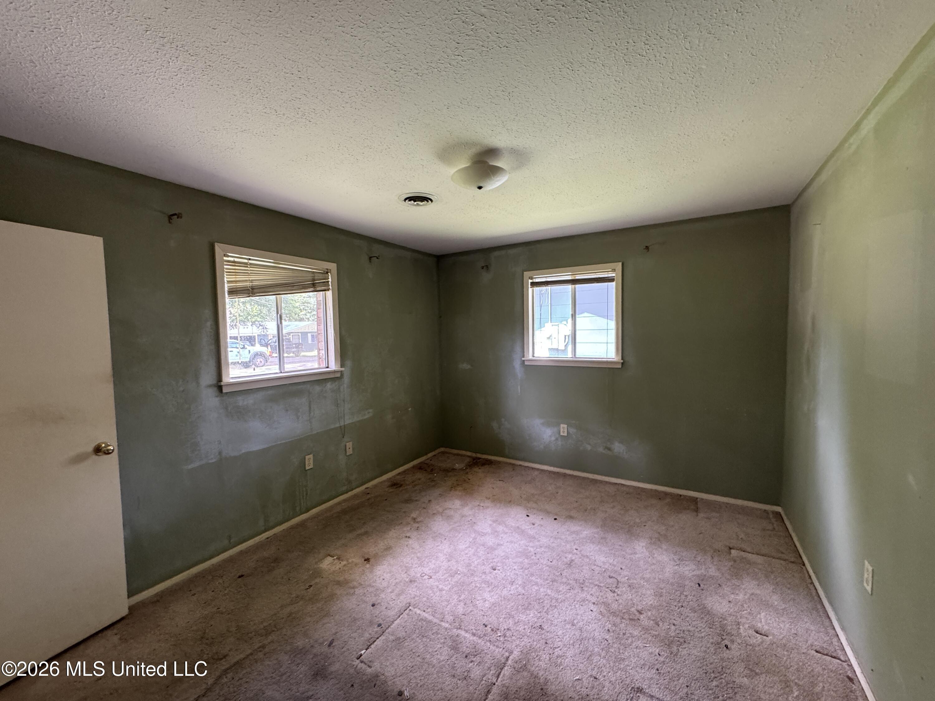 3236 Woodview Drive Property Photo 15