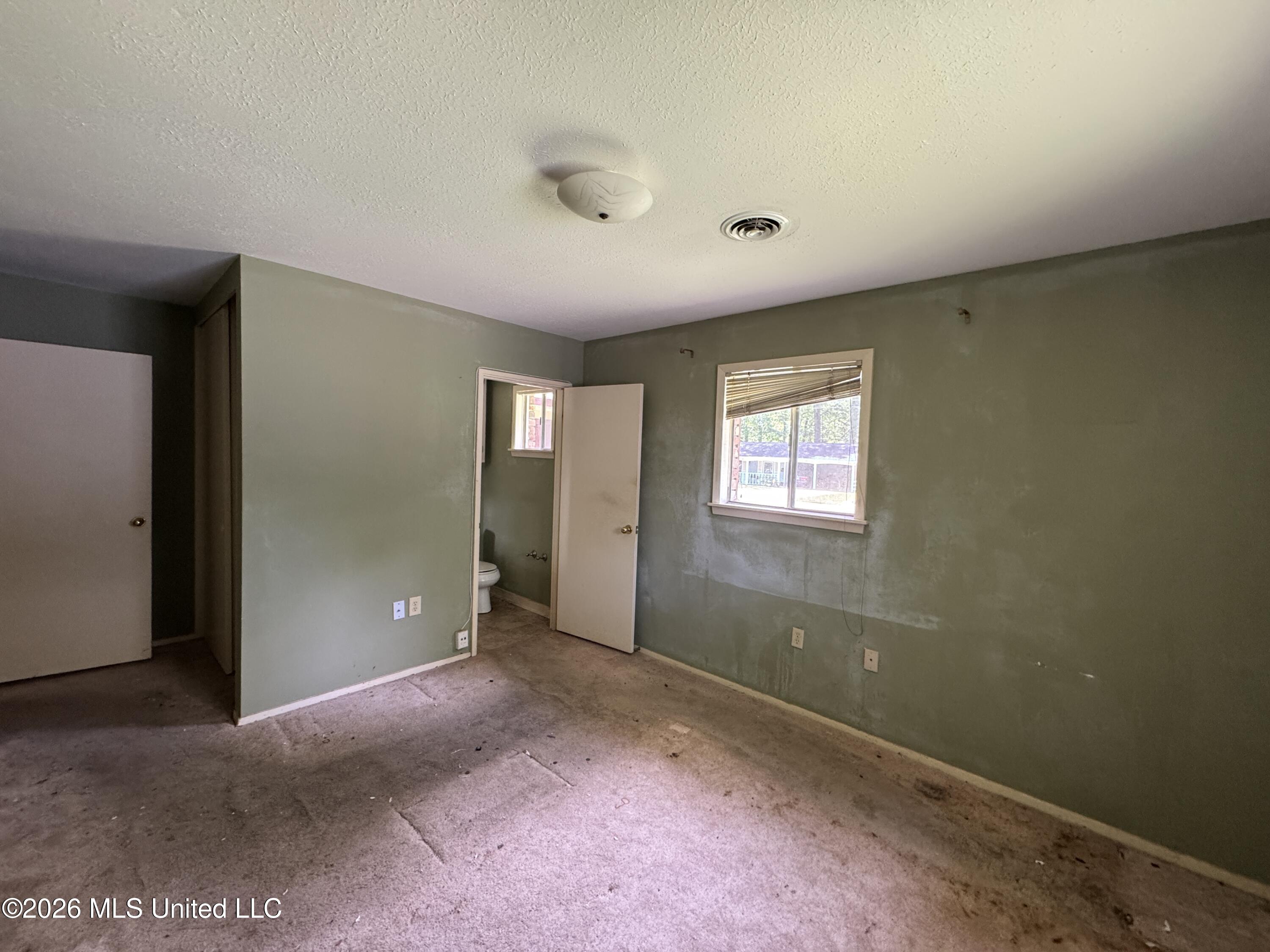3236 Woodview Drive Property Photo 16