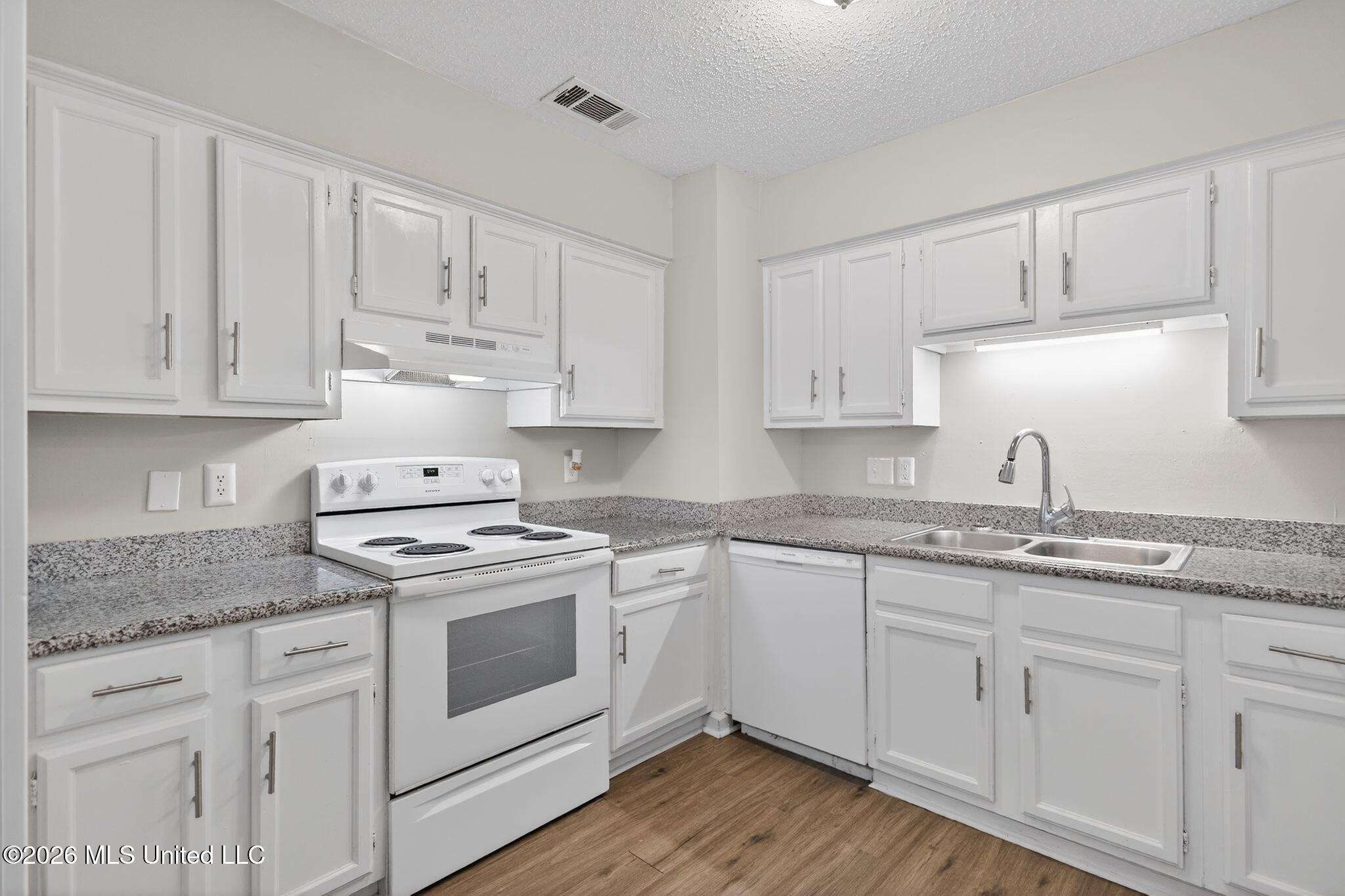 125 Cumberland Road Property Photo 18