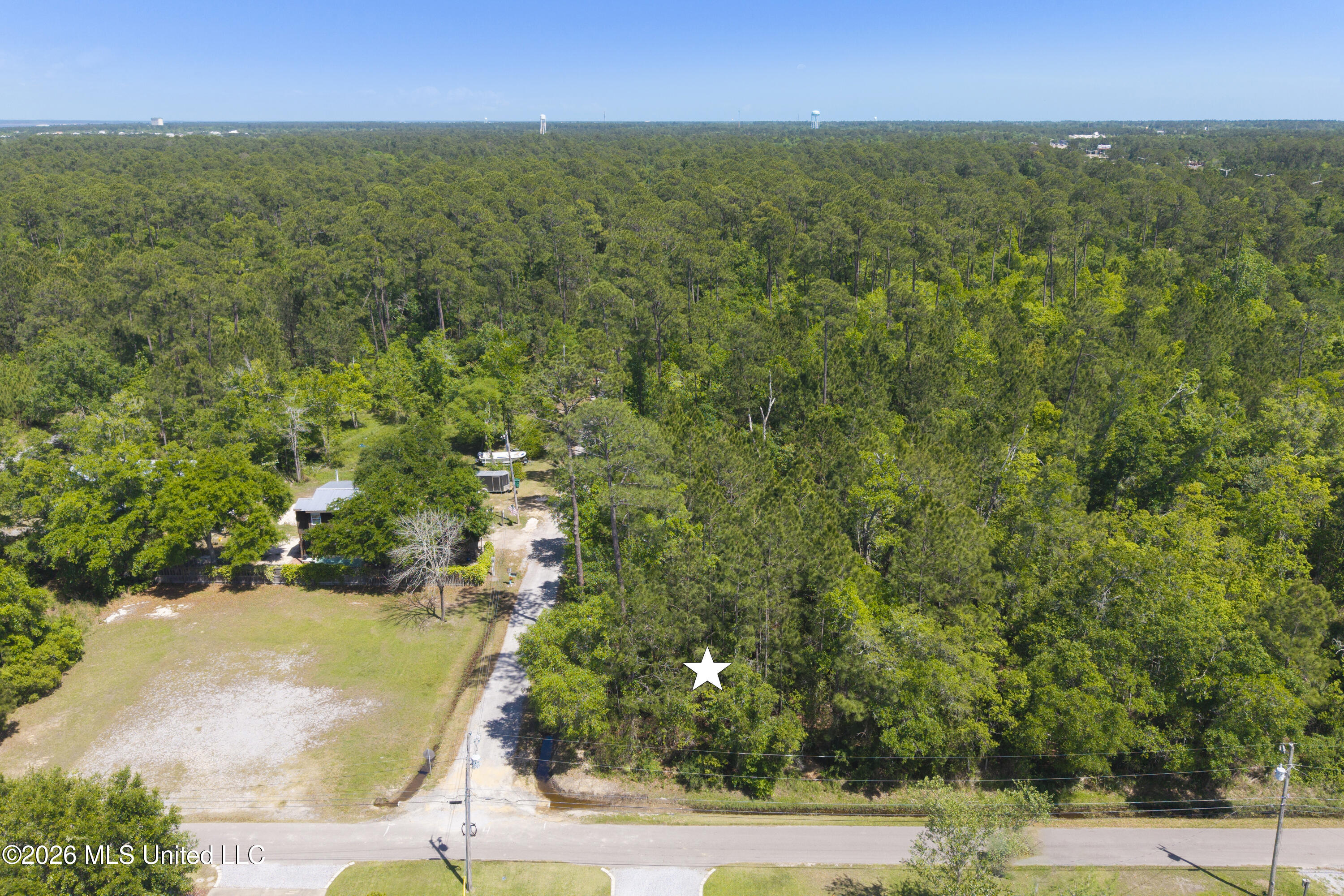 Avenue D Property Photo 5