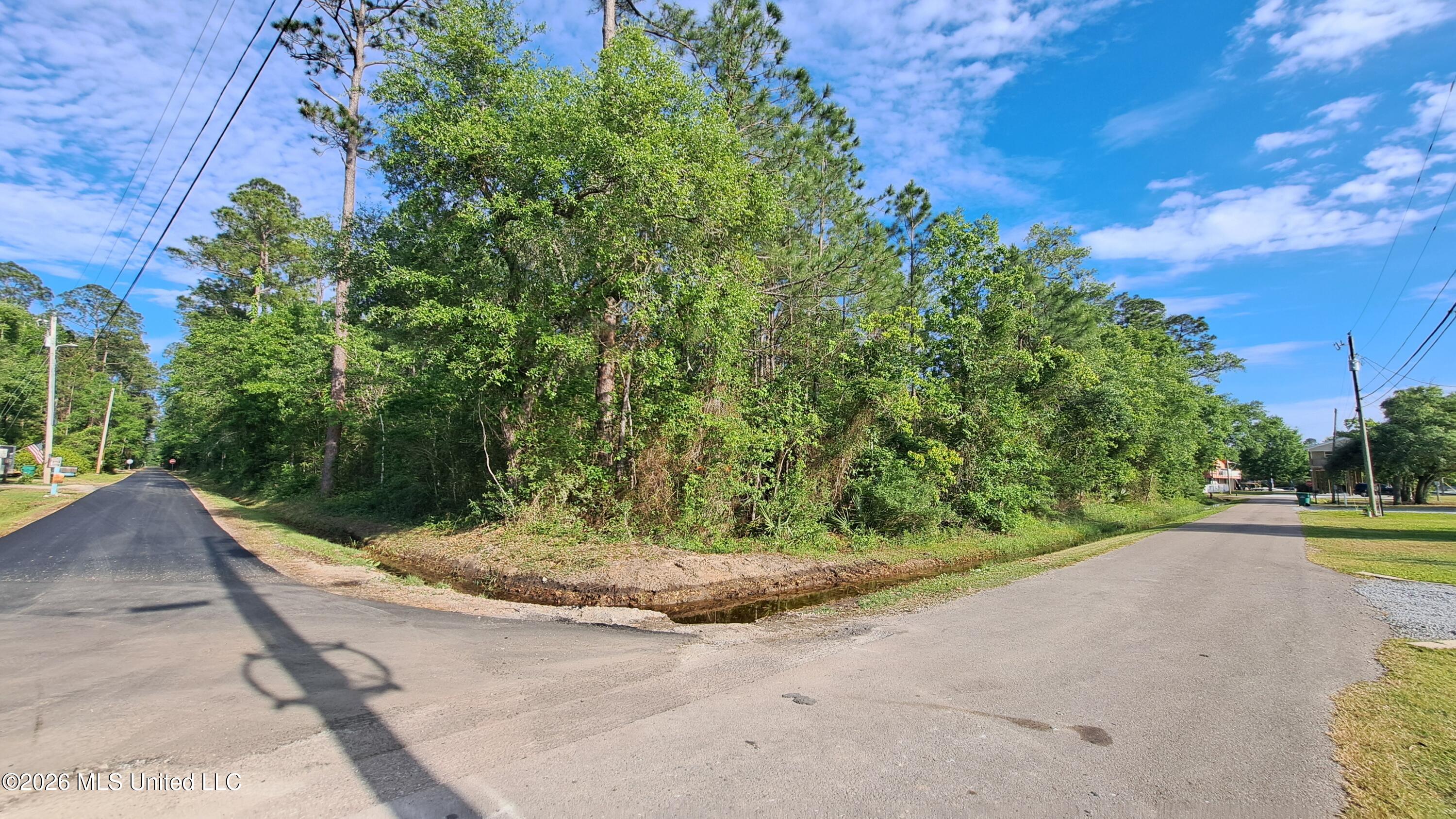 Avenue D Property Photo 16