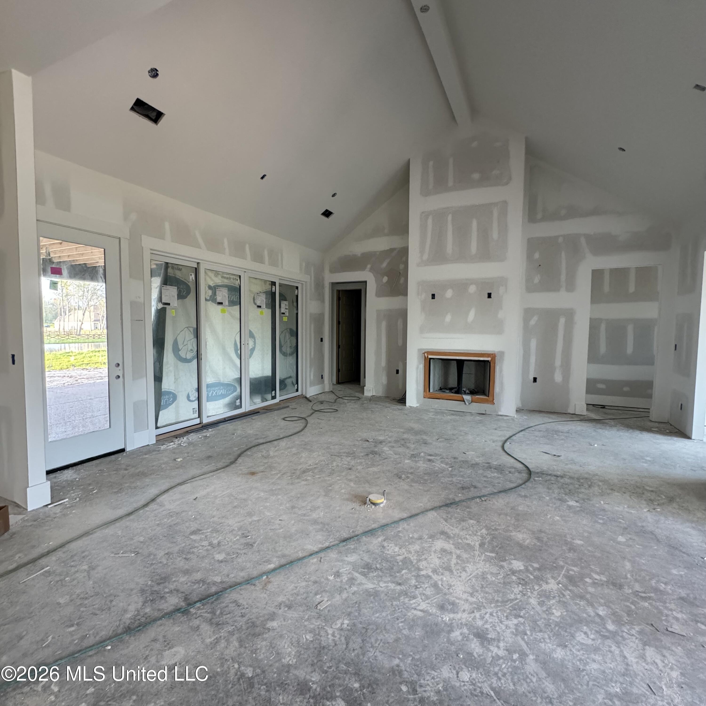 13654 Louise Cove Property Photo 6