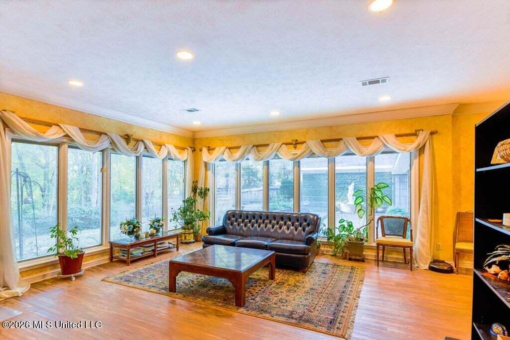 111 Woodhaven Drive Property Photo 10