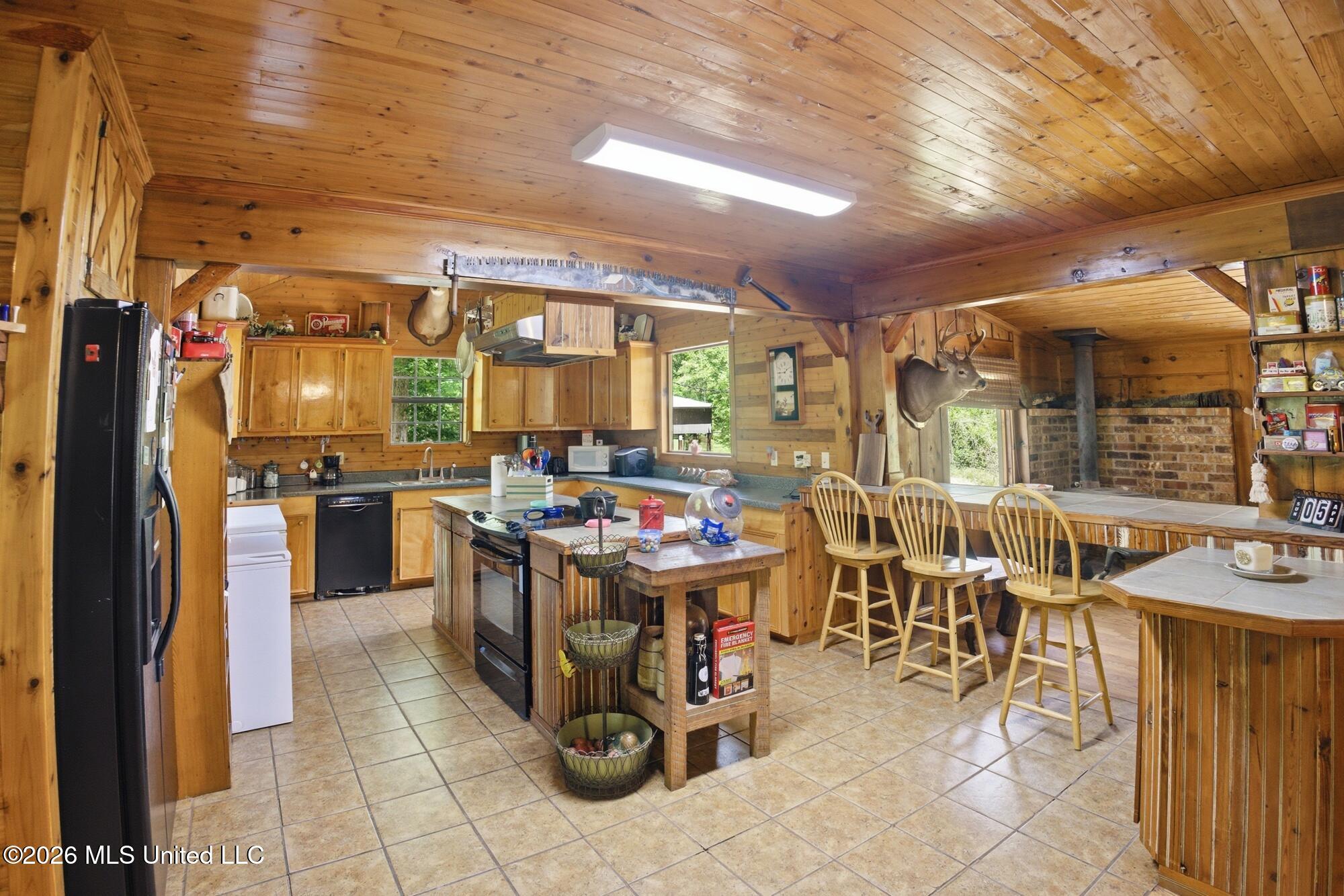 5024 Marywall Bridge B Property Photo 7