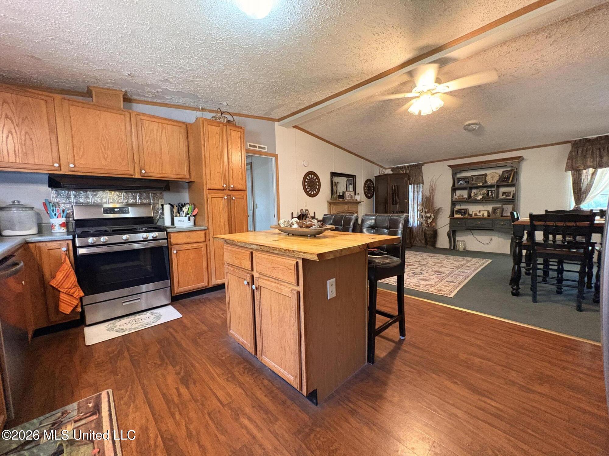 109 Prairie Creek Road Property Photo 11
