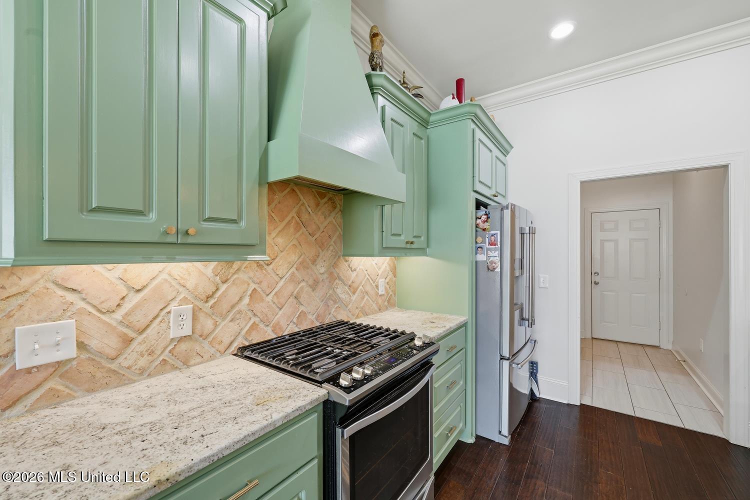 103 Catherine Boulevard Property Photo 15