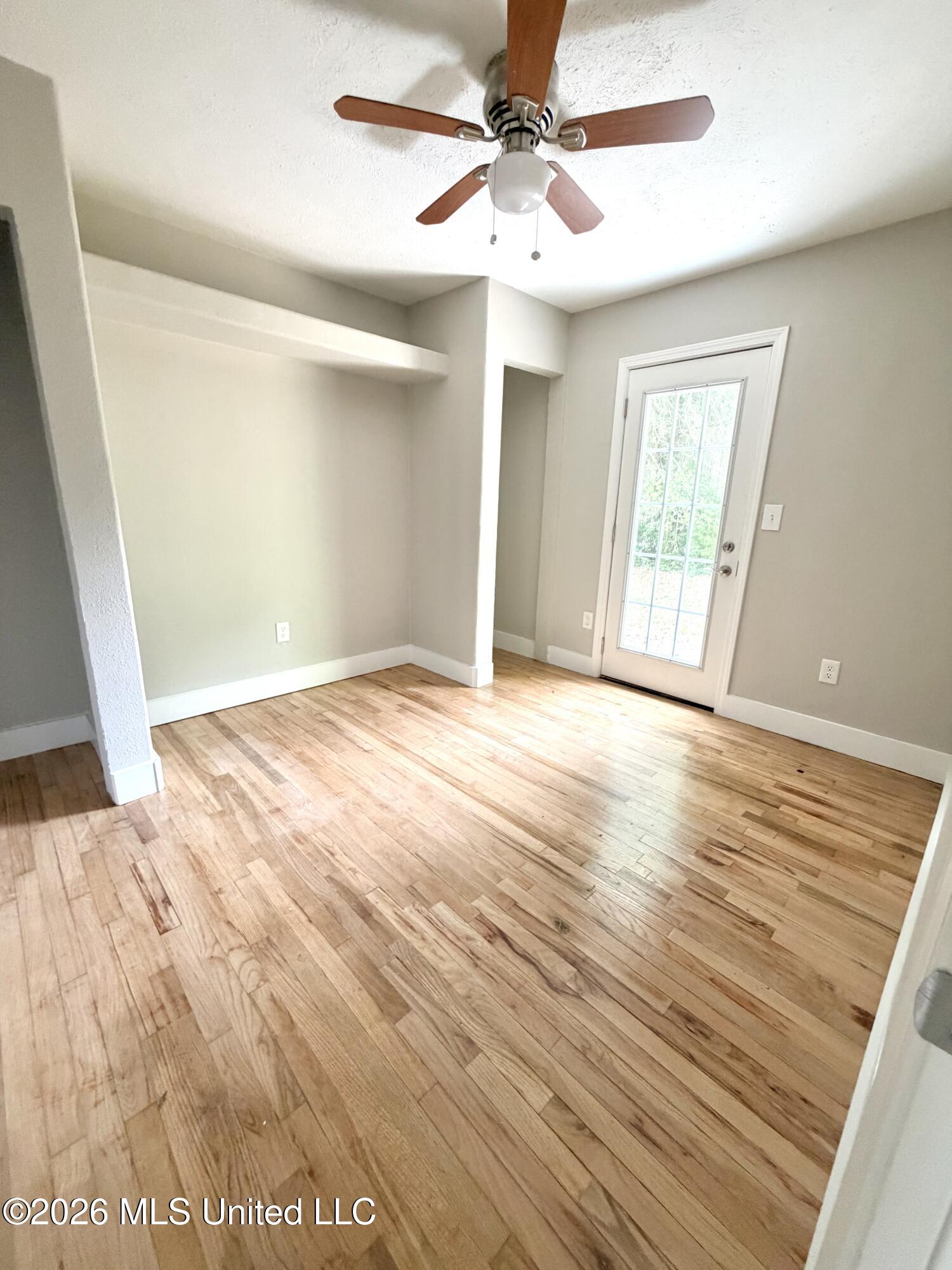 635 Oakleigh Avenue Property Photo 8