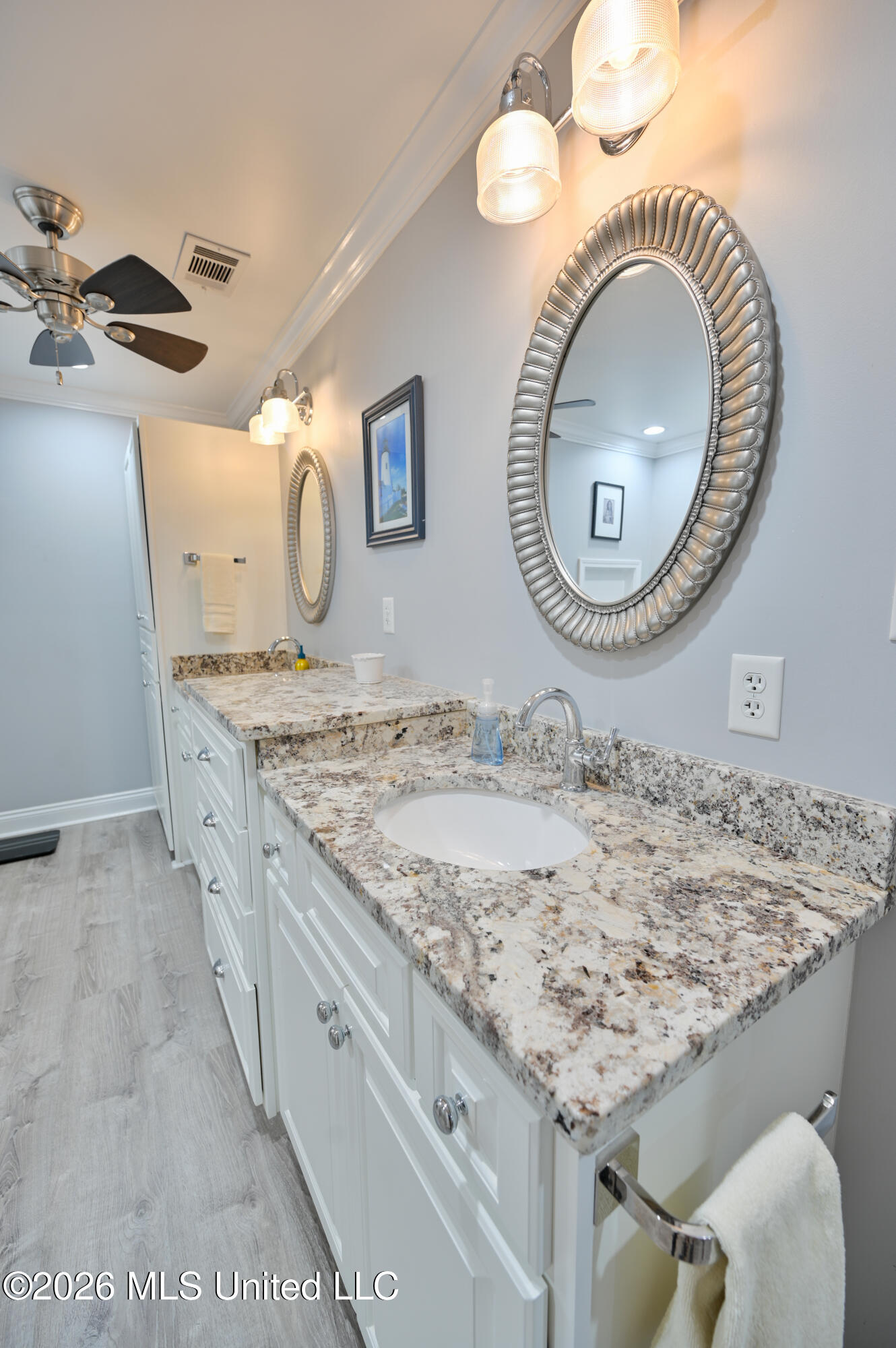 269 Lakeshore Drive Property Photo 13