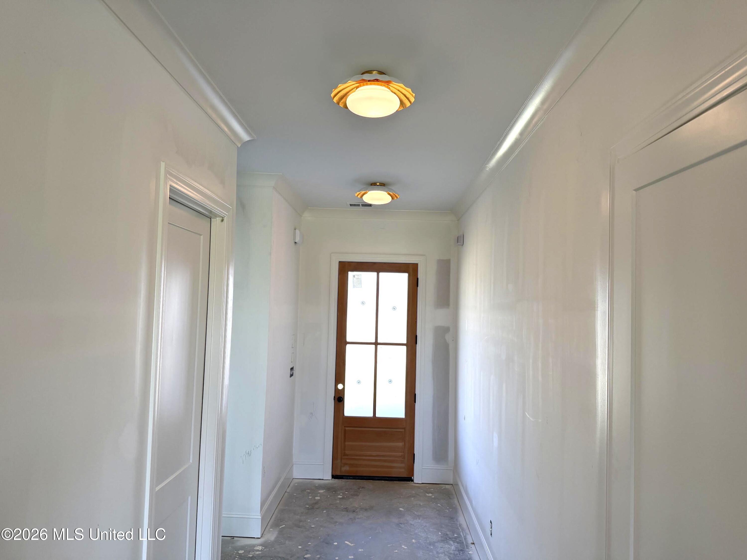 2061 Livingston Way Property Photo 2